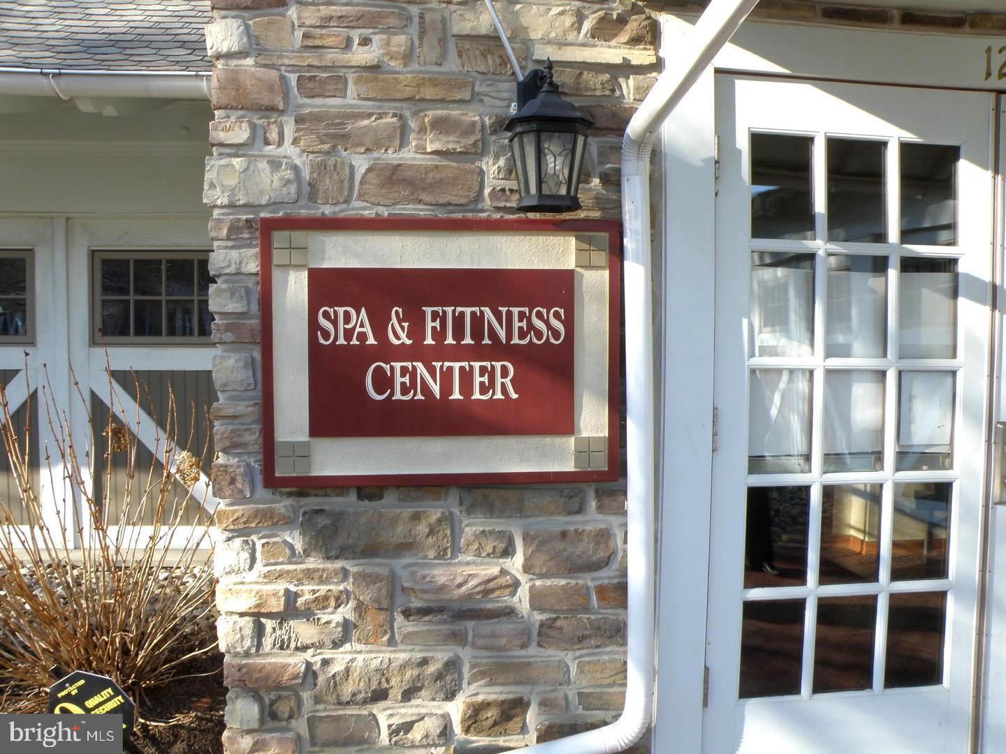 VILLAGES AT HILLVIEW - Residential