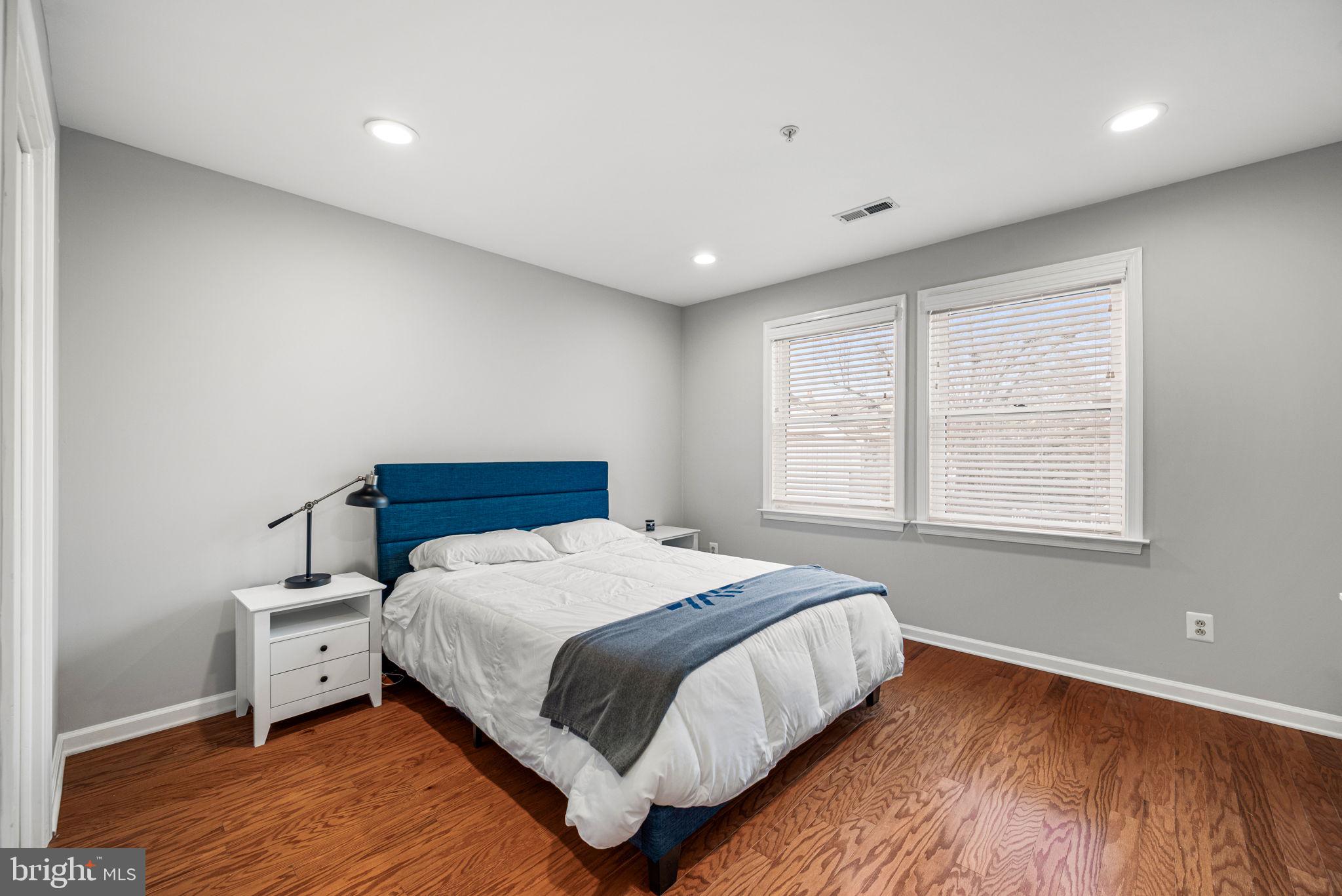 FLOURTOWN - Residential