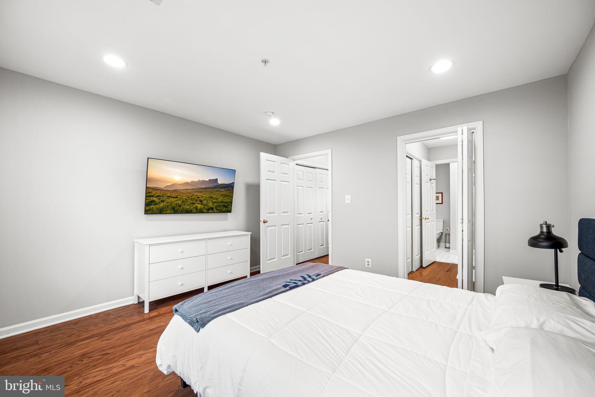 FLOURTOWN - Residential