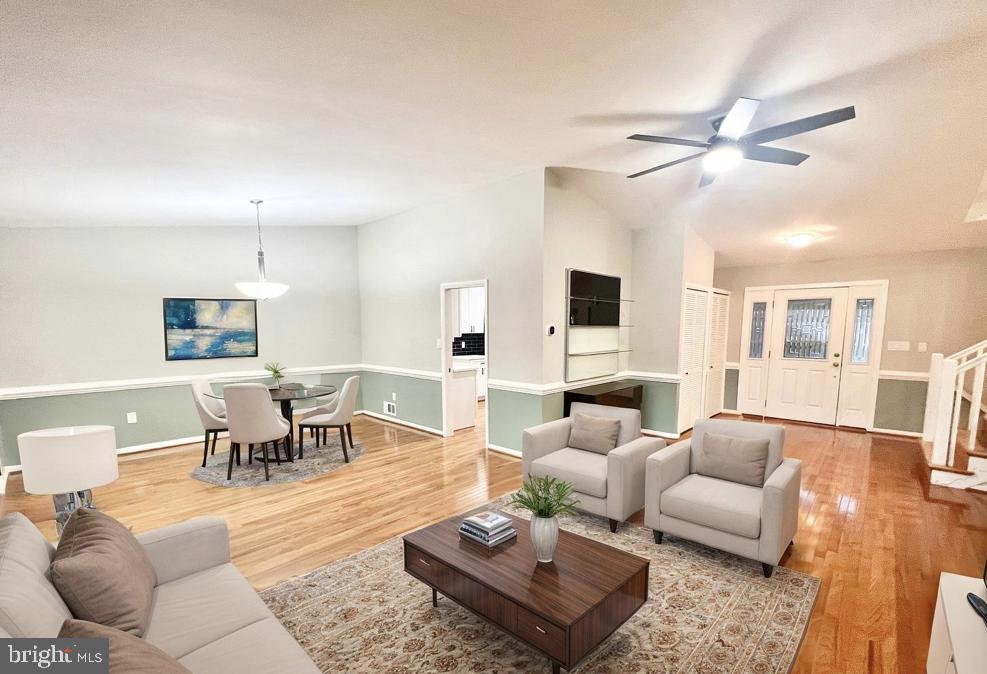 TALL OAKS - Residential