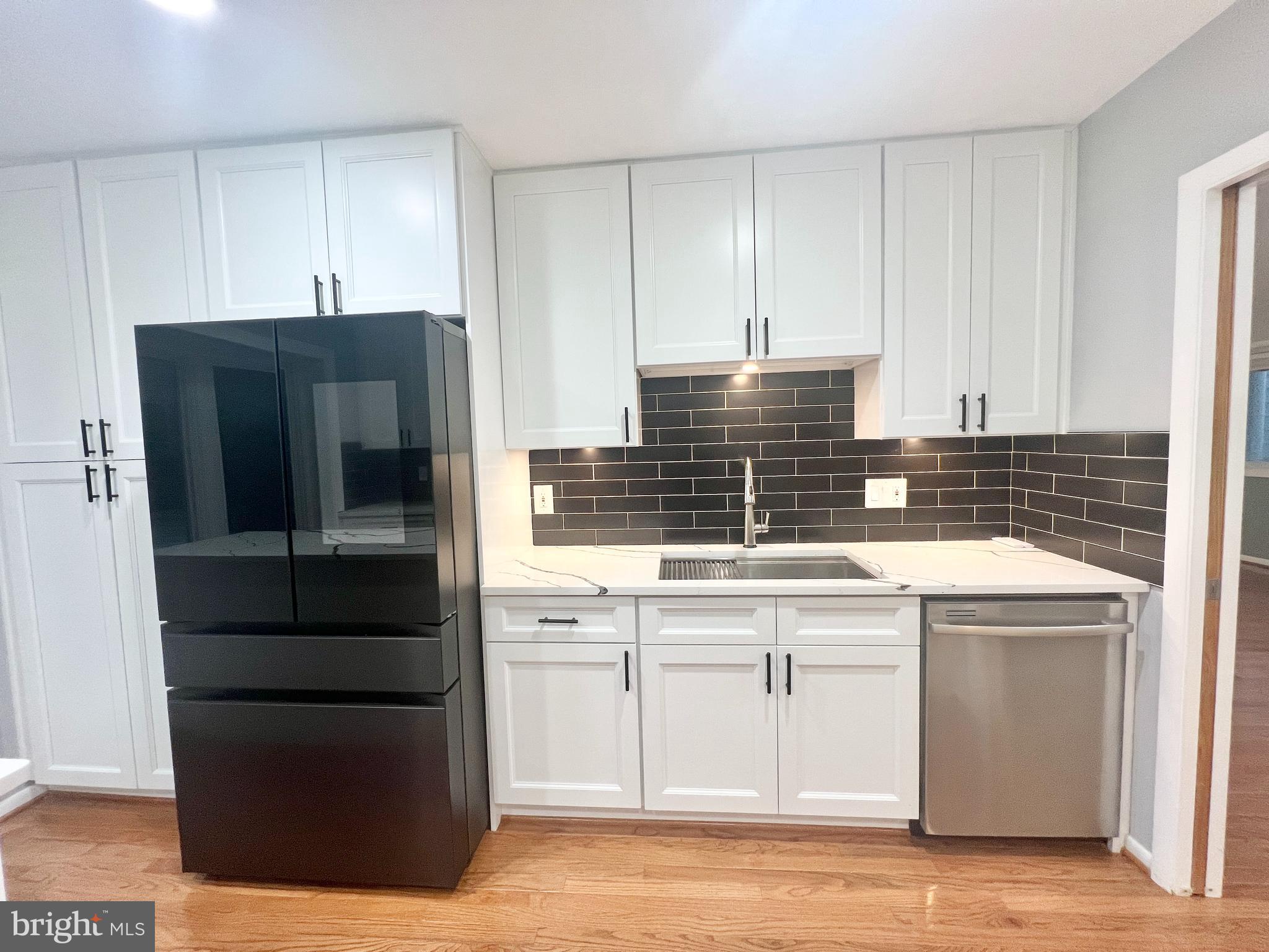 TALL OAKS - Residential