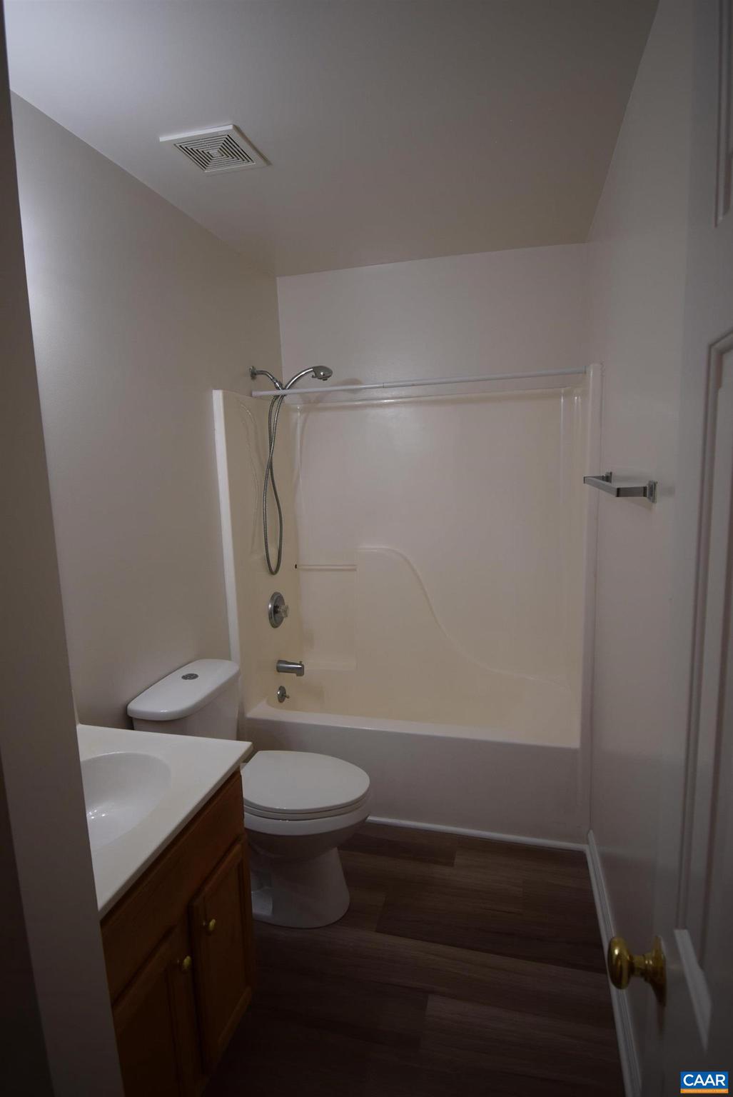 LAKE MONTICELLO - Residential Lease