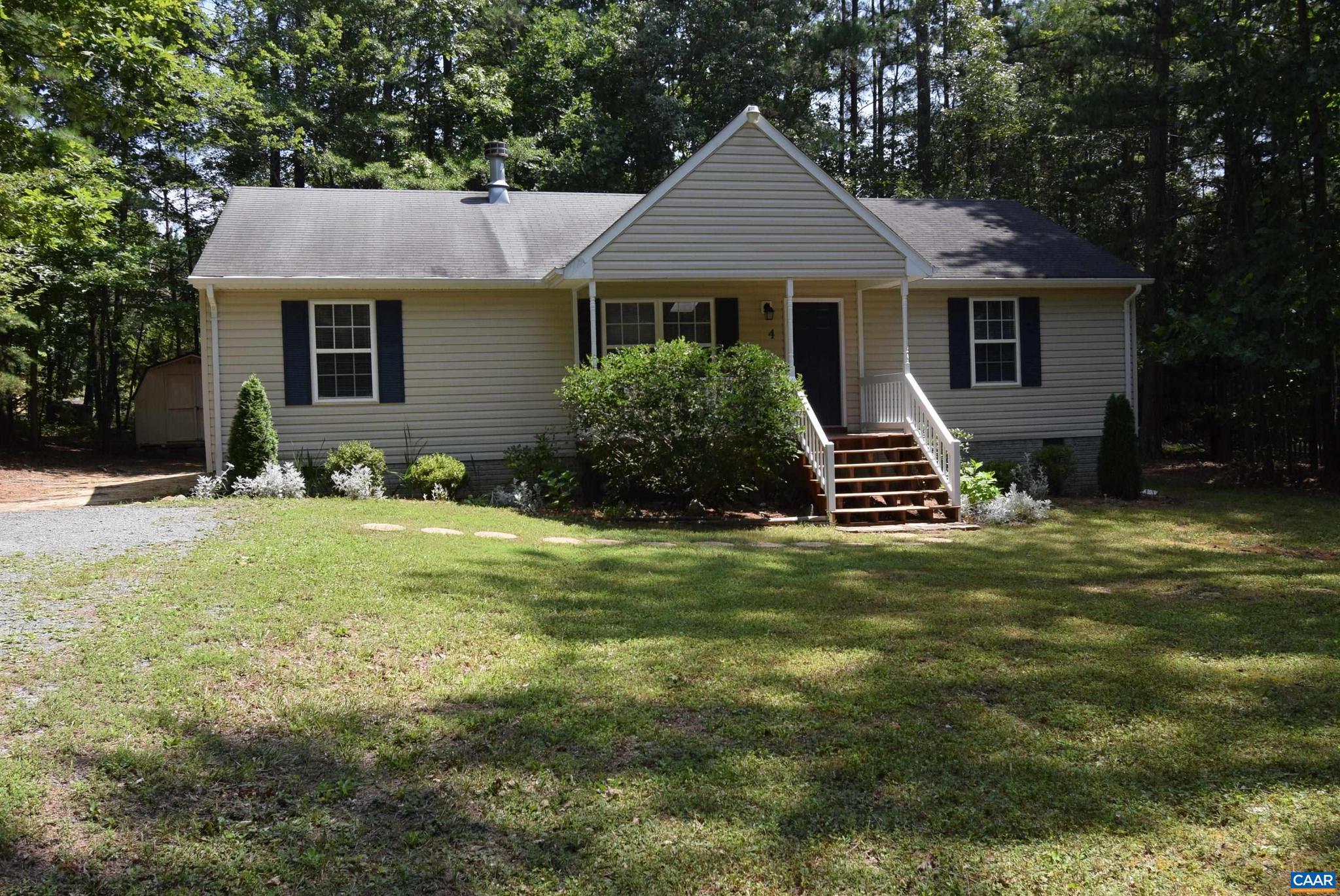 LAKE MONTICELLO - Residential Lease