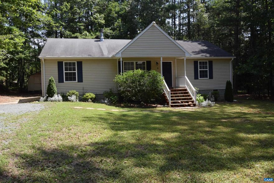 MONTICELLO PROPERTIES MANAGES DO NOT CONTACT LONG & FOSTER.  Well maintained ranch home in Lake Monticello.  New flooring and paint throughout.  Open floor plan with 3 beds/2 baths.  Lafayette playground is a short walking distance.  New SS appliances in kitchen and washer/dryer.  Tenant responsible for yard, gutters, & HVAC filter changes.  Pre-screening required to show. We do ask for the following requirements from all our tenants: (1) A credit score of at least 640 (no accounts in collections), (2) verifiable employment and/ or the combined income of lease holders must be 3x the monthly rental amount, (3) positive landlord references (no prior negative tenant/landlord history, example; eviction or court cases with landlord) or a positive mortgage history. All applicants are subject to a state and federal criminal background check.