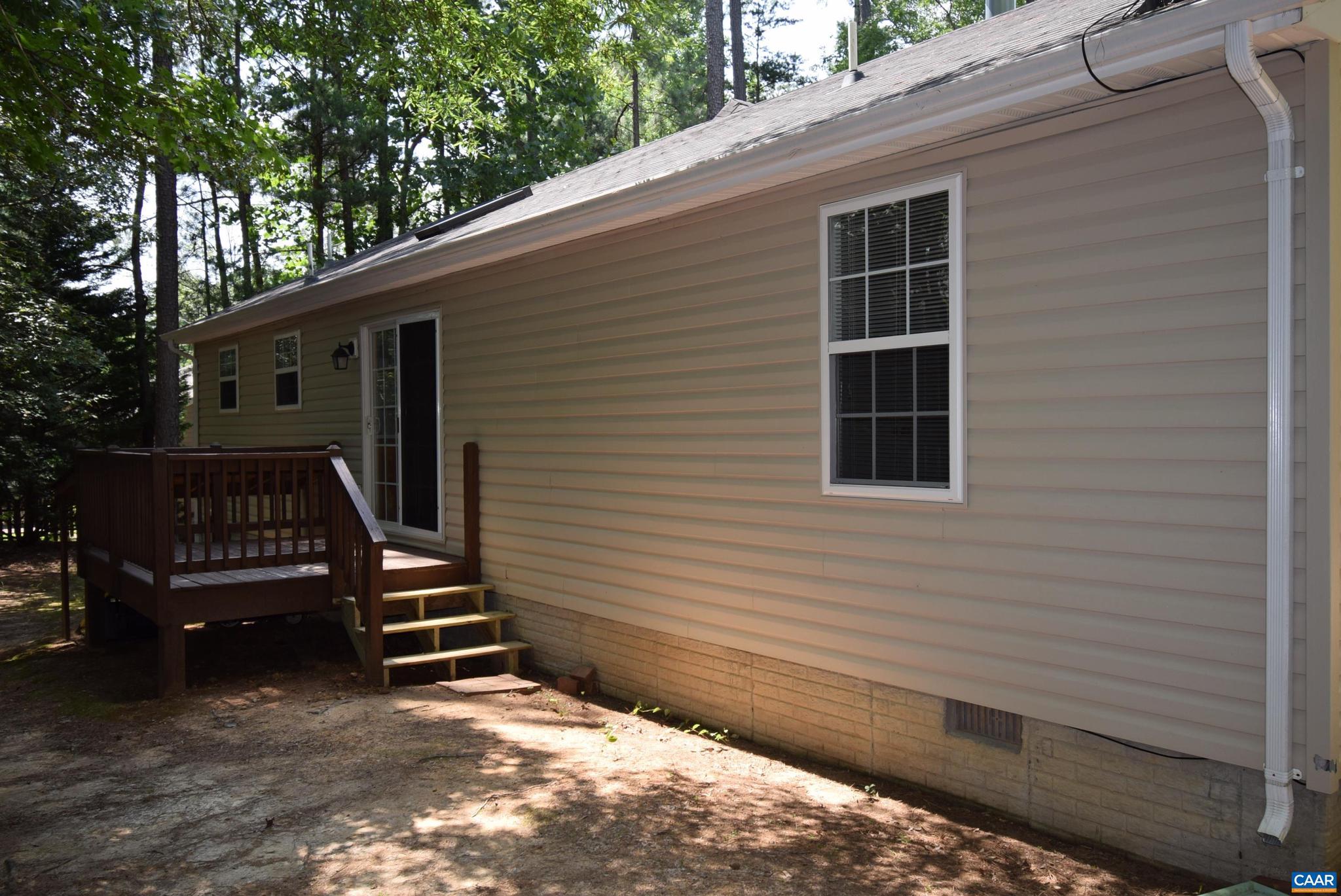 LAKE MONTICELLO - Residential Lease