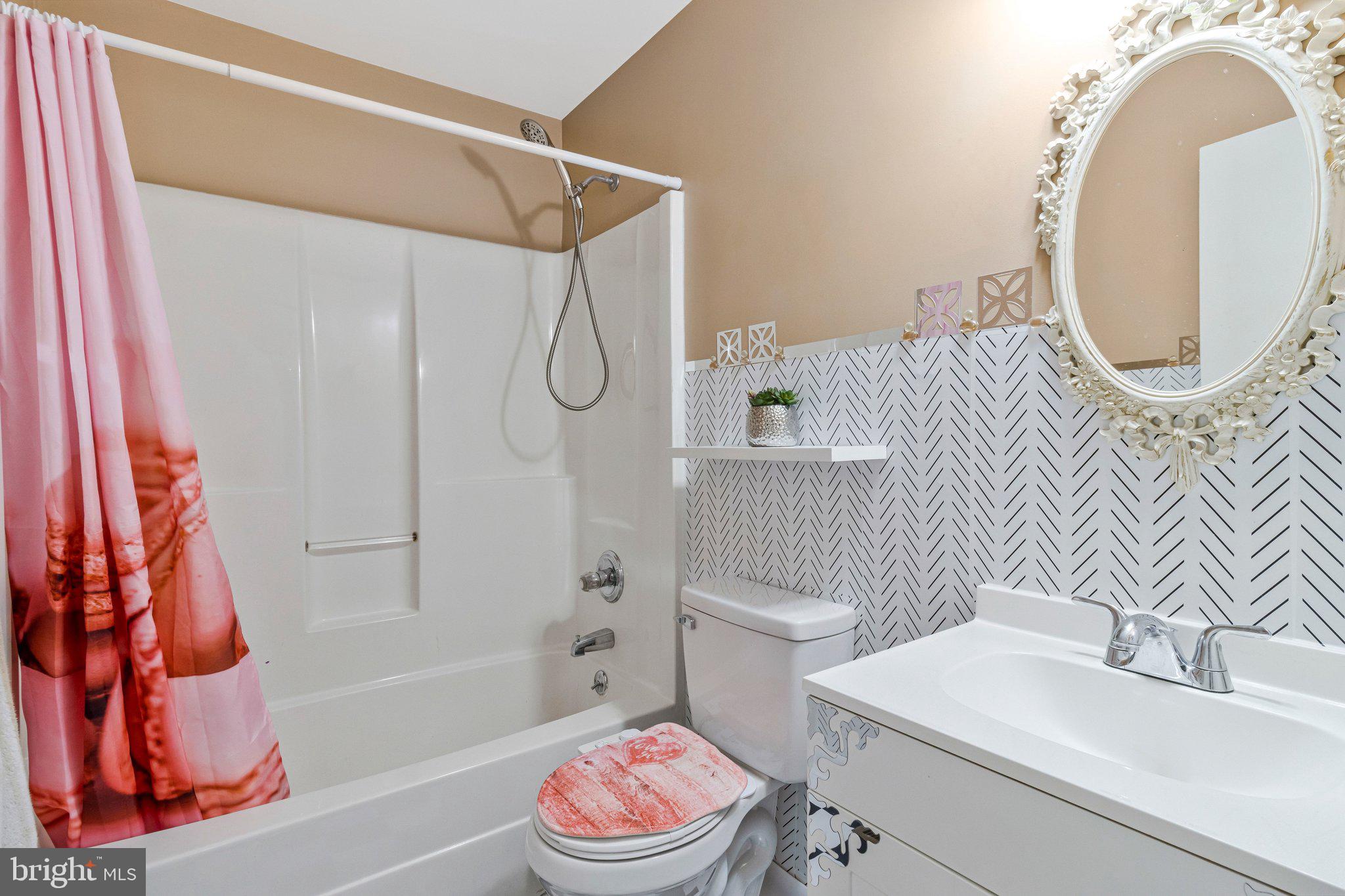 PINEBROOK TOWNHOMES - Residential