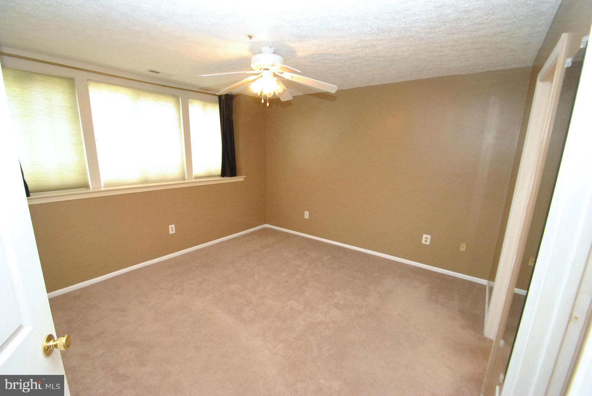 RED FOX FARMS - Residential Lease