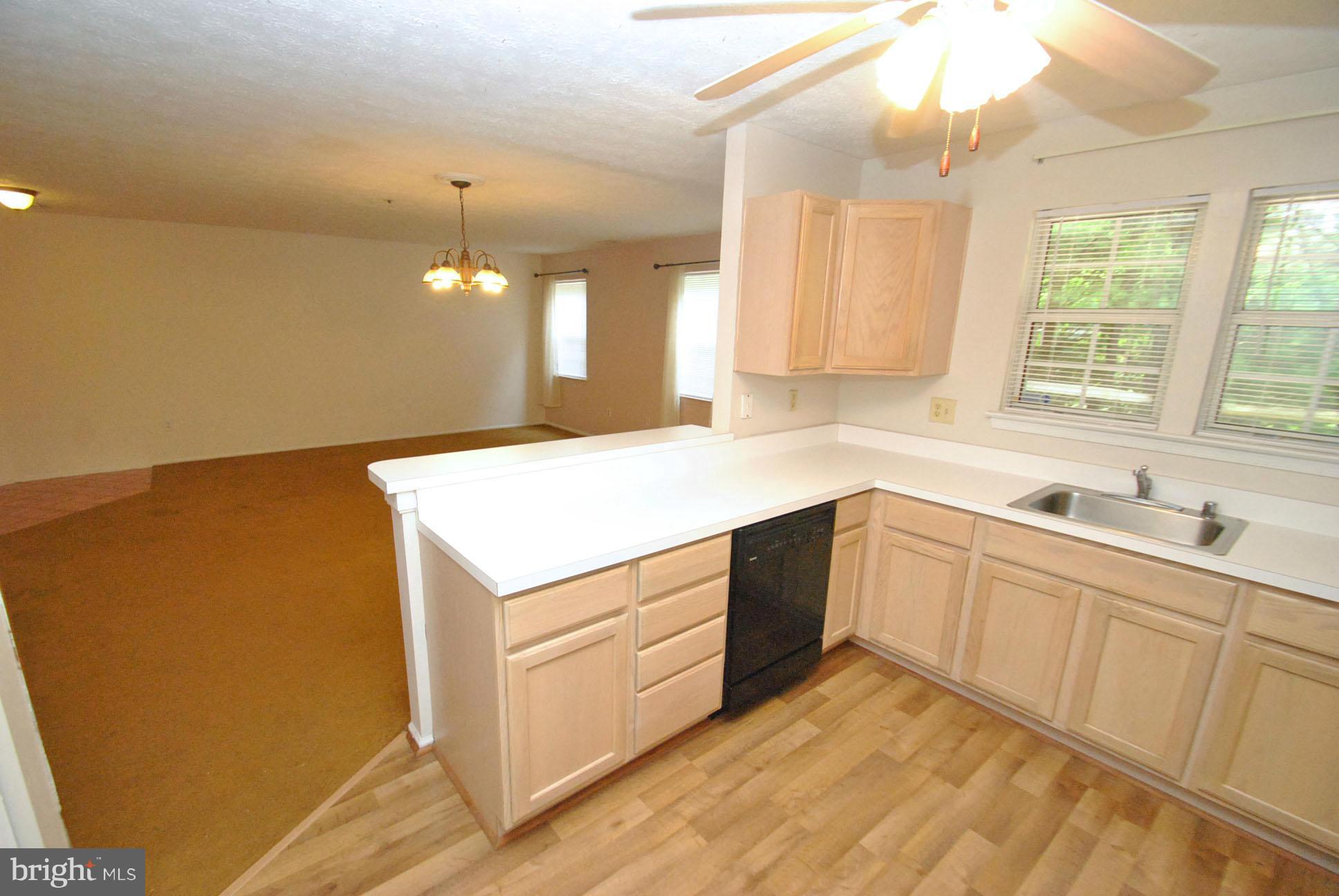 RED FOX FARMS - Residential Lease