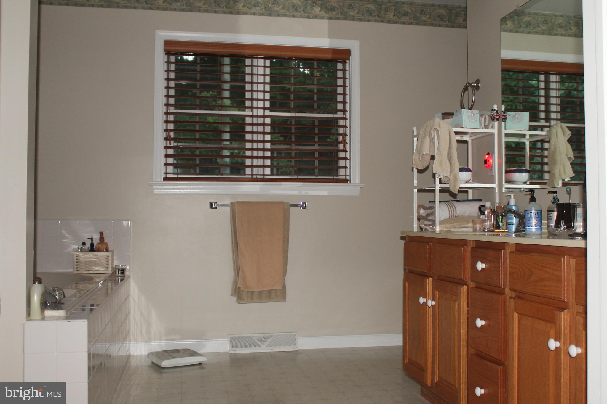 BAKERS WOODS - Residential
