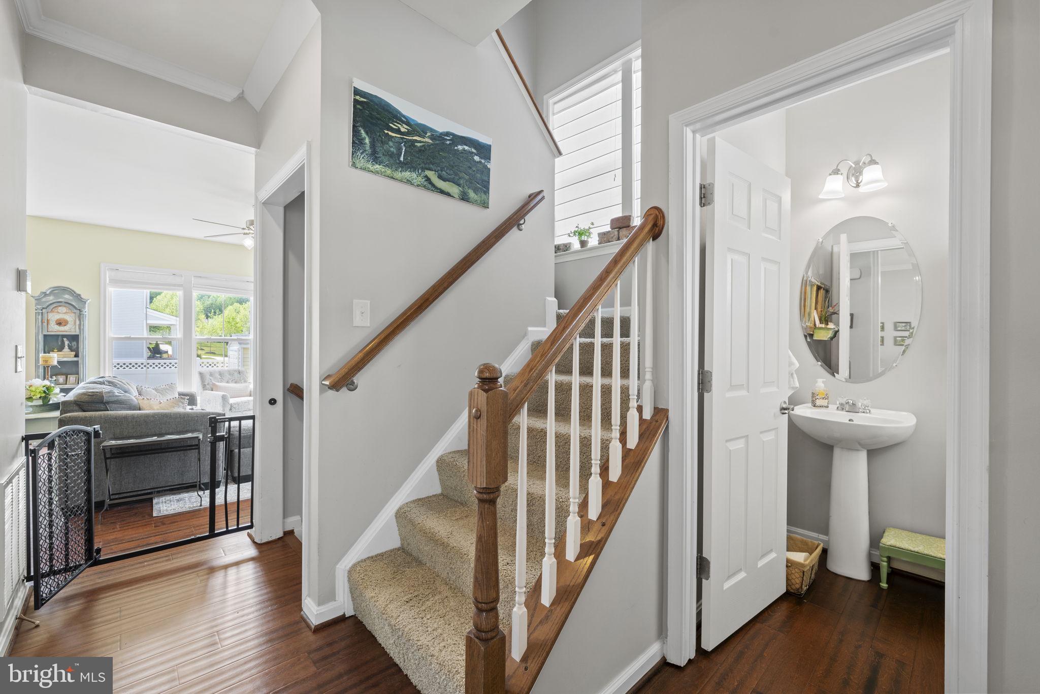 LADYSMITH VILLAGE - Residential