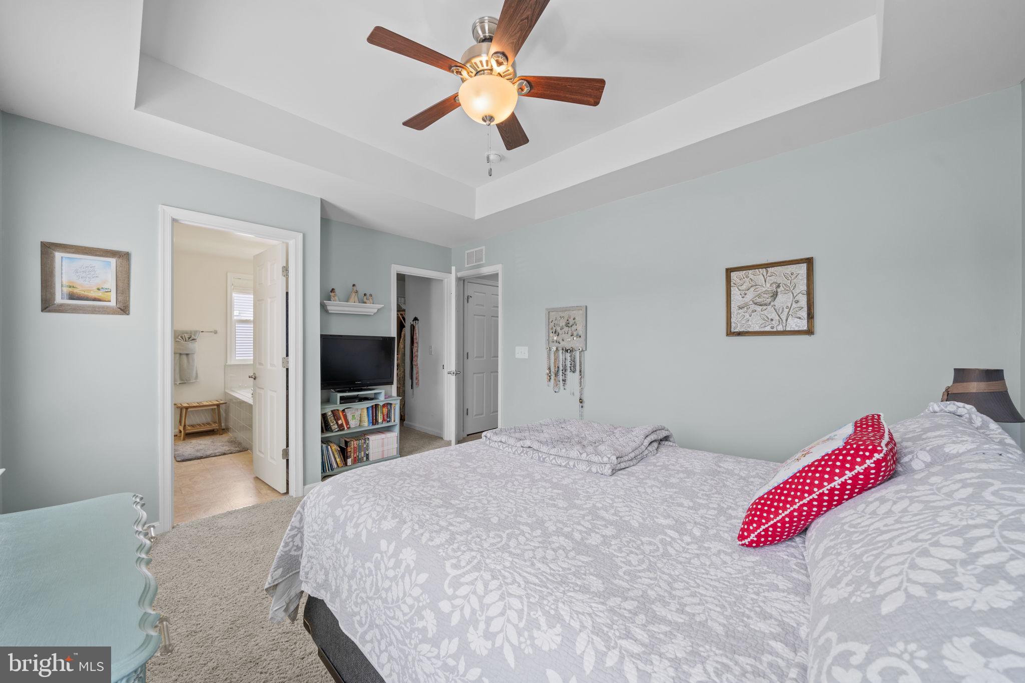 LADYSMITH VILLAGE - Residential