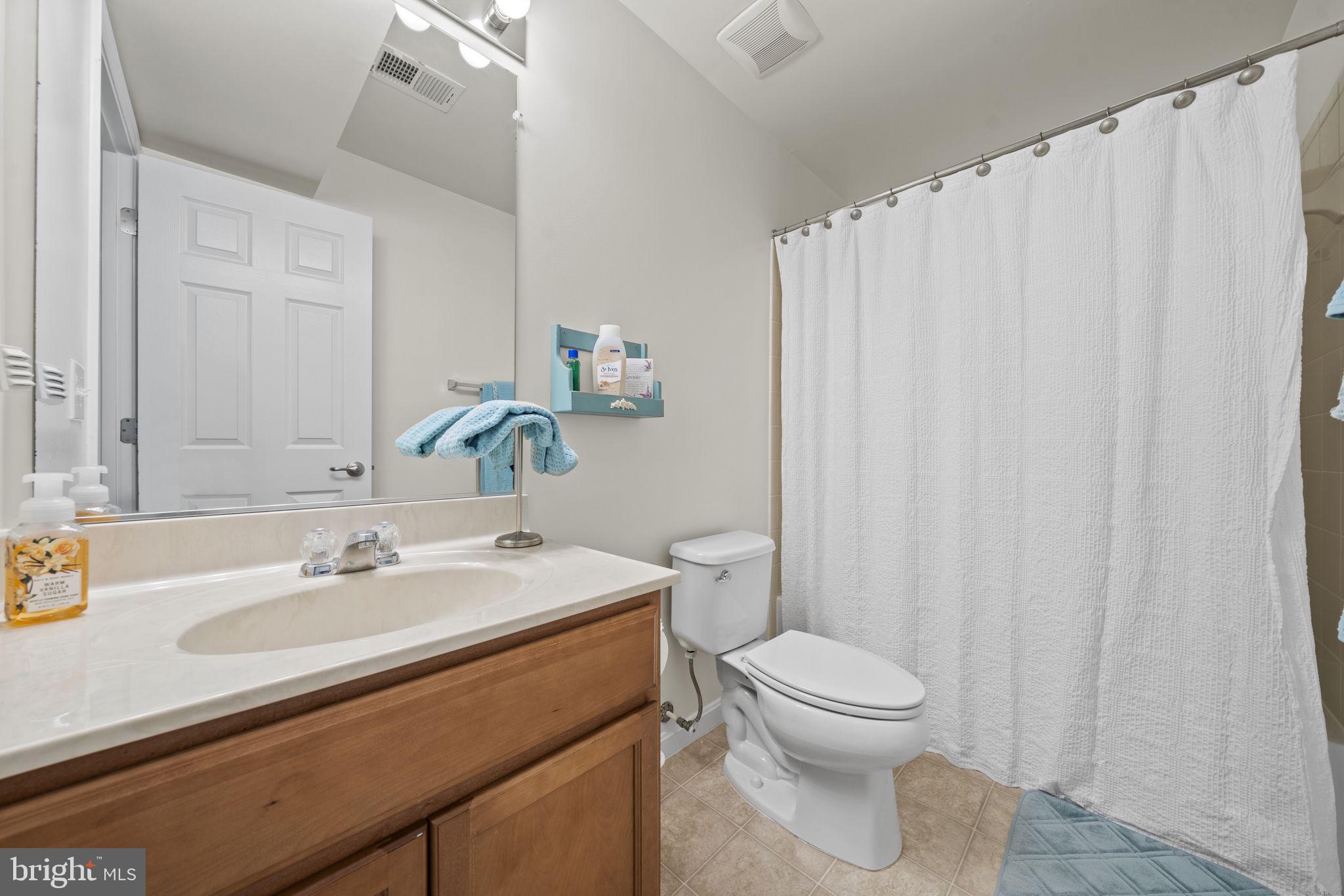 LADYSMITH VILLAGE - Residential