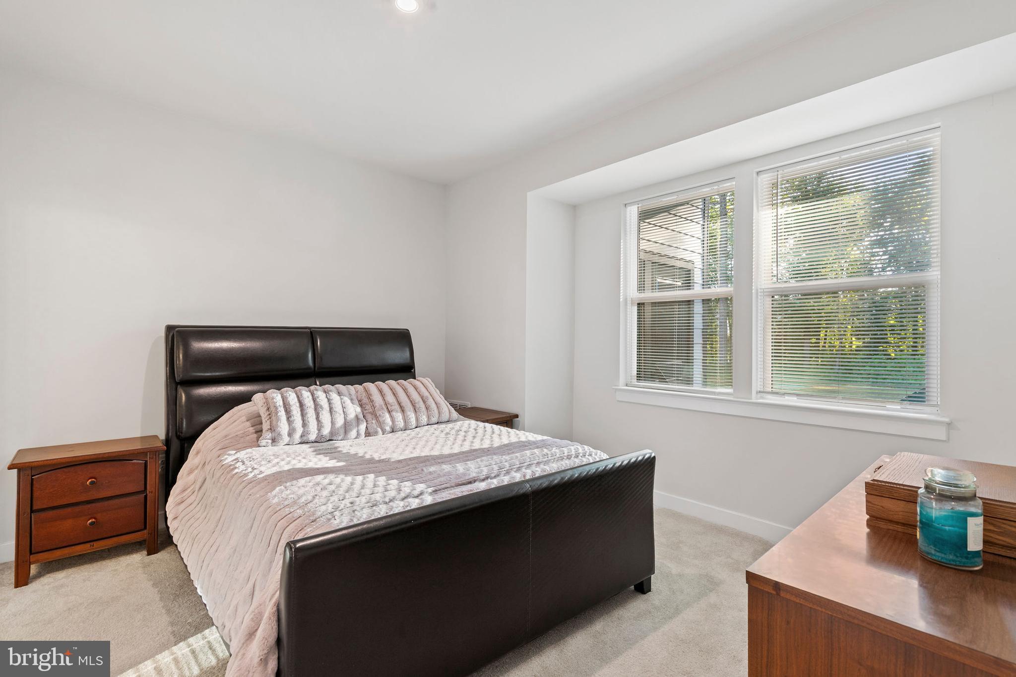 TURF VALLEY - Residential