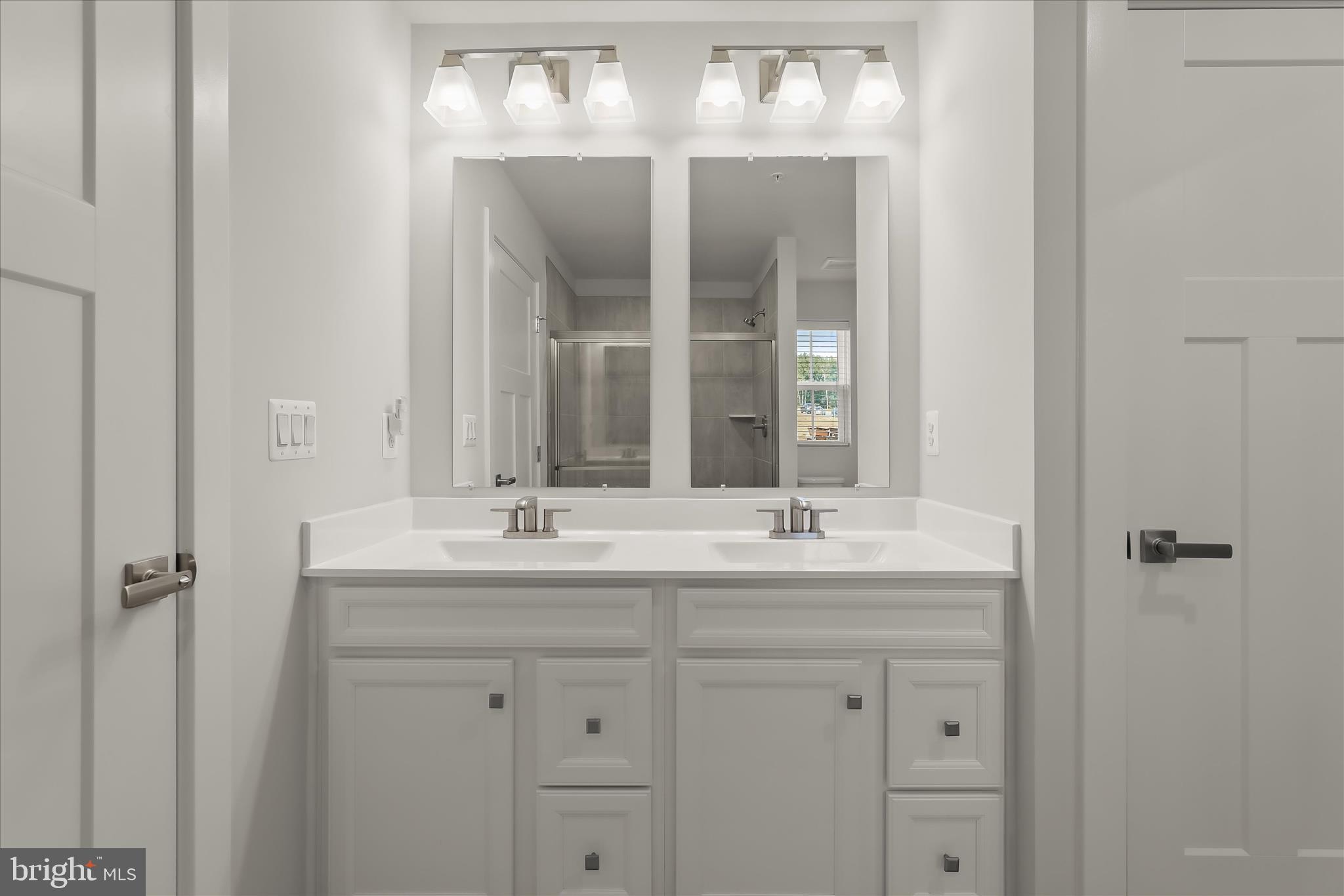 GRACE WOODS - Residential