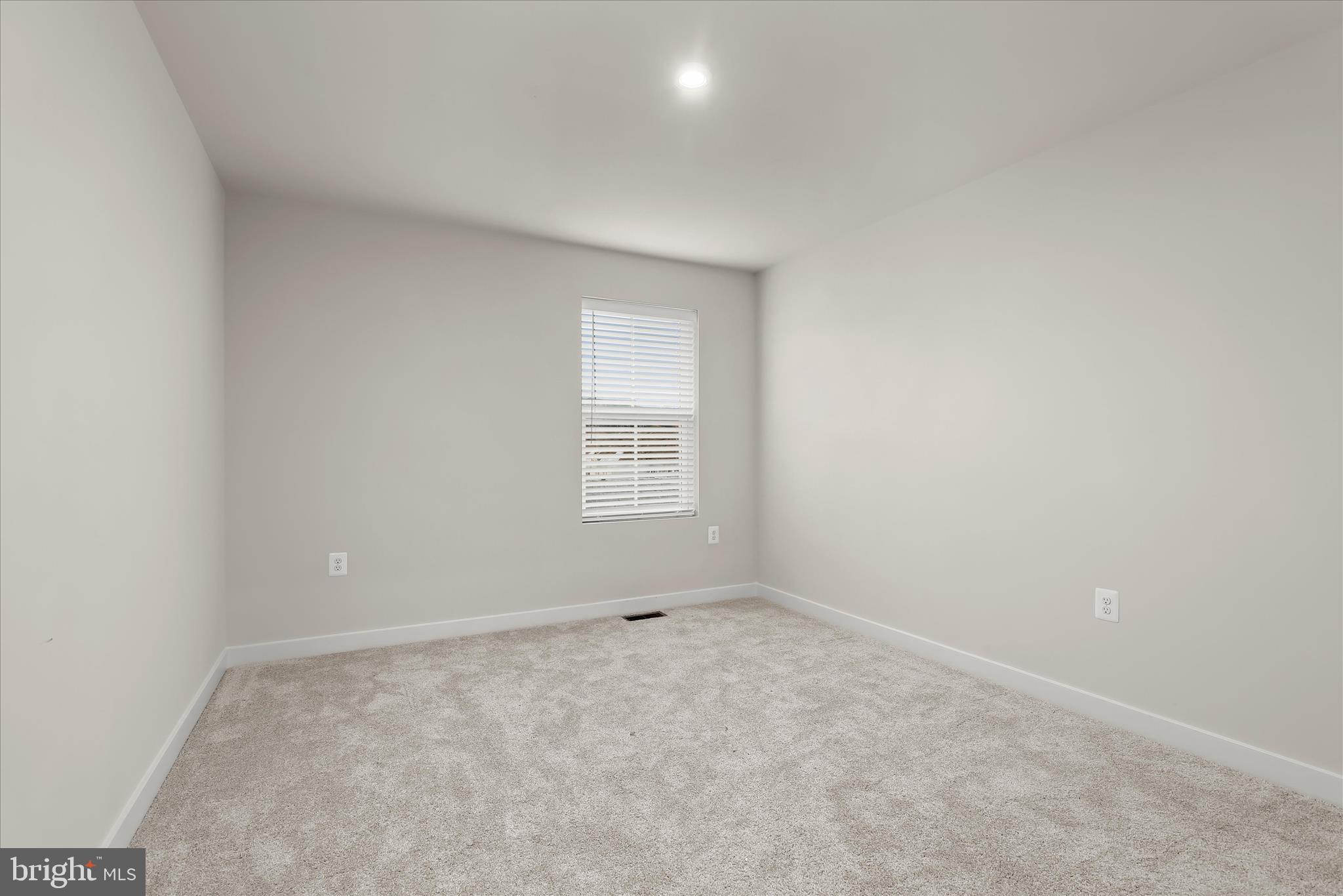 GRACE WOODS - Residential