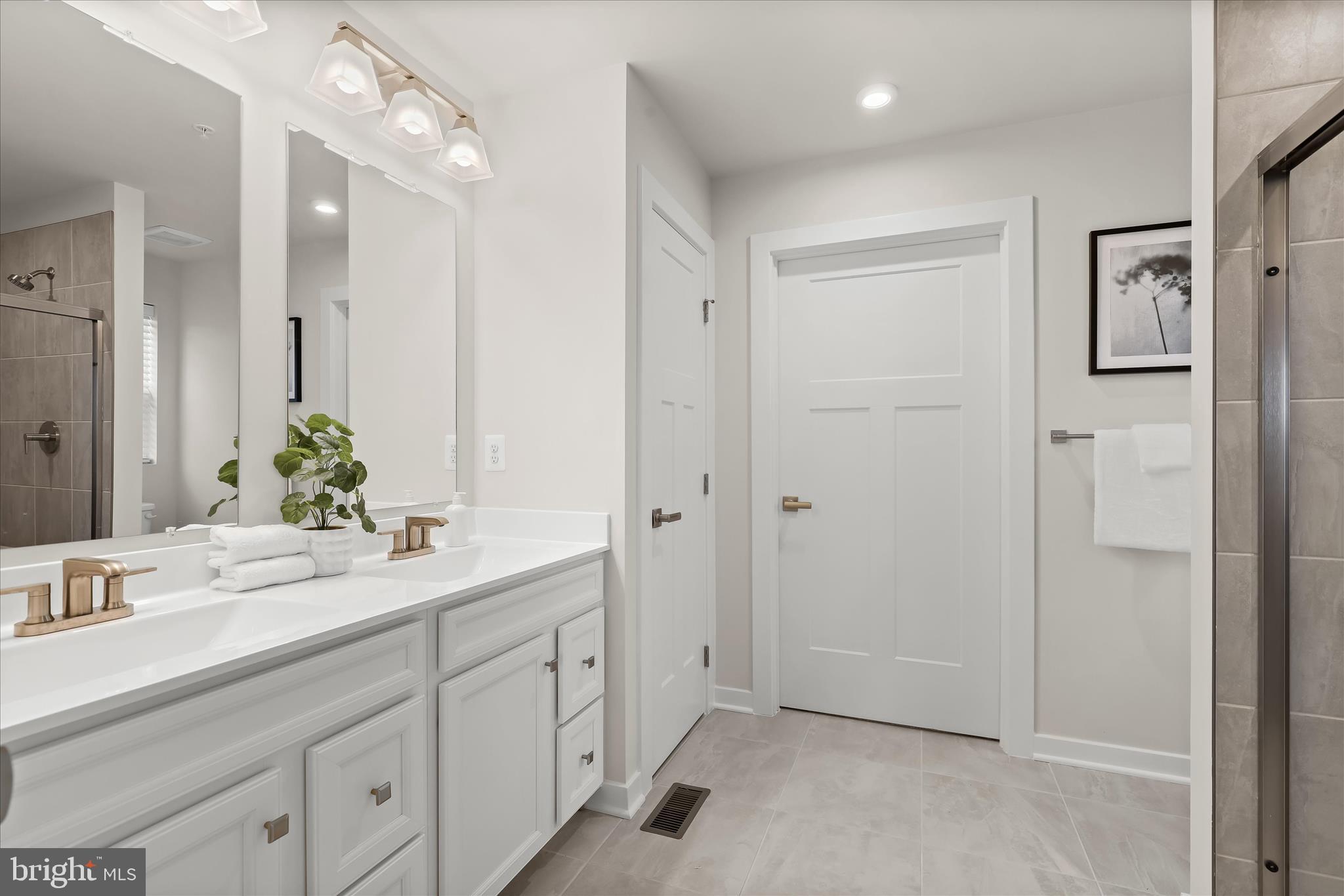 GRACE WOODS - Residential