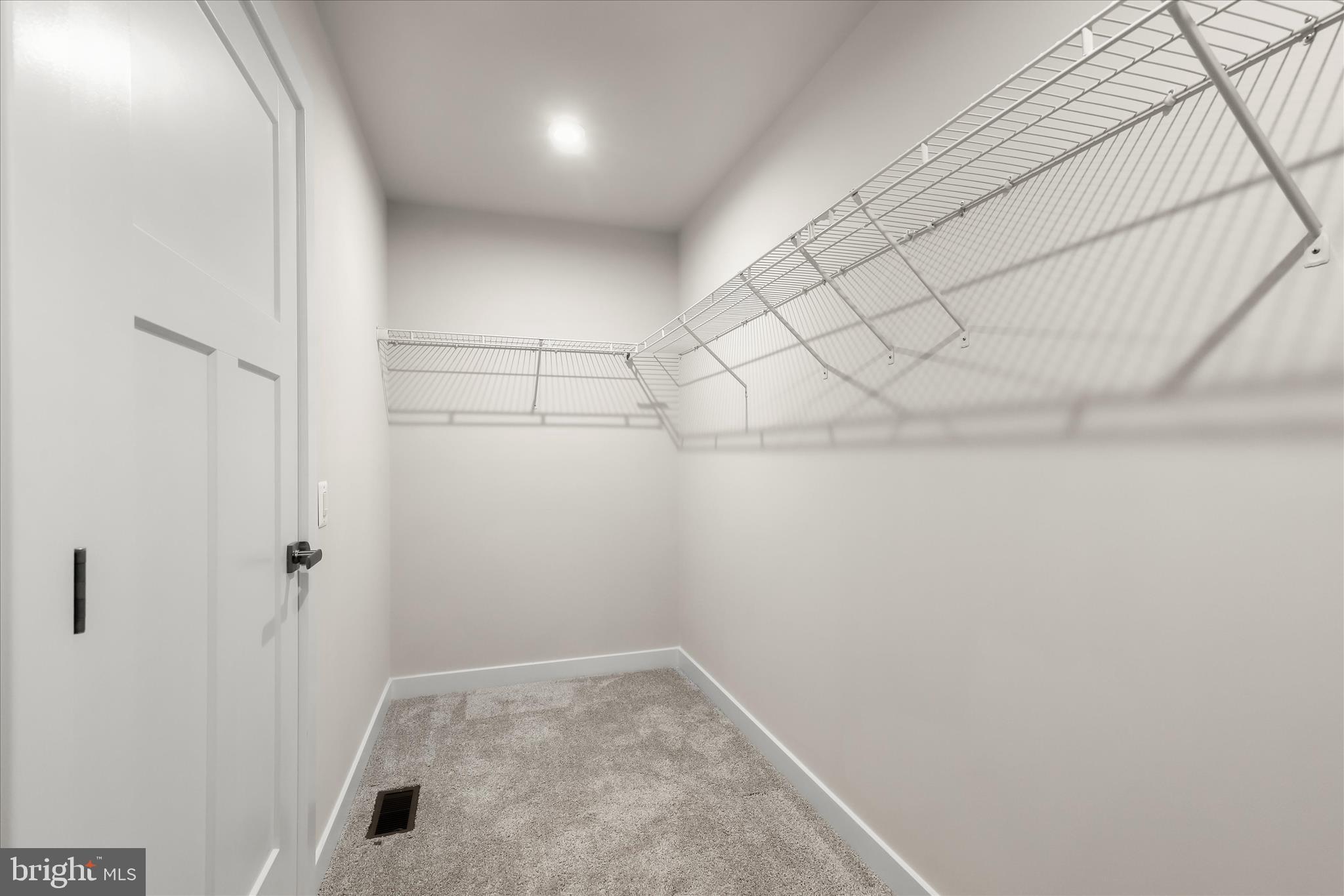 GRACE WOODS - Residential