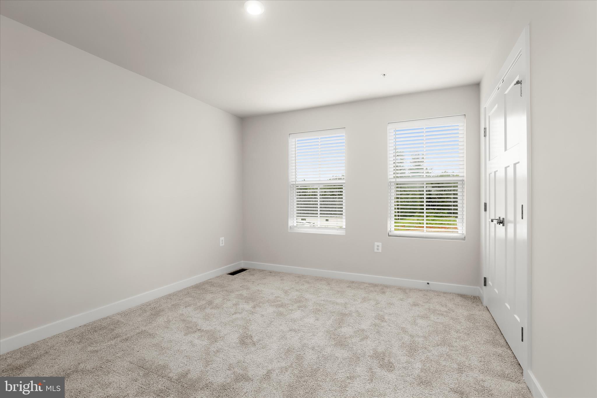 GRACE WOODS - Residential