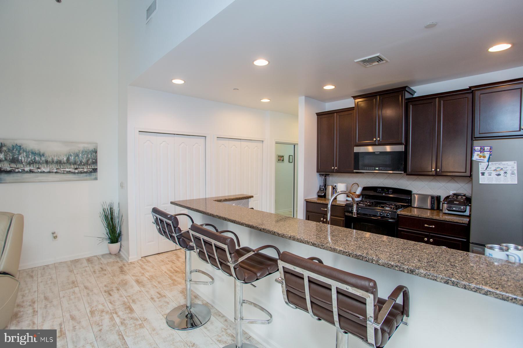 HUNTINGDON PLACE - Residential Lease