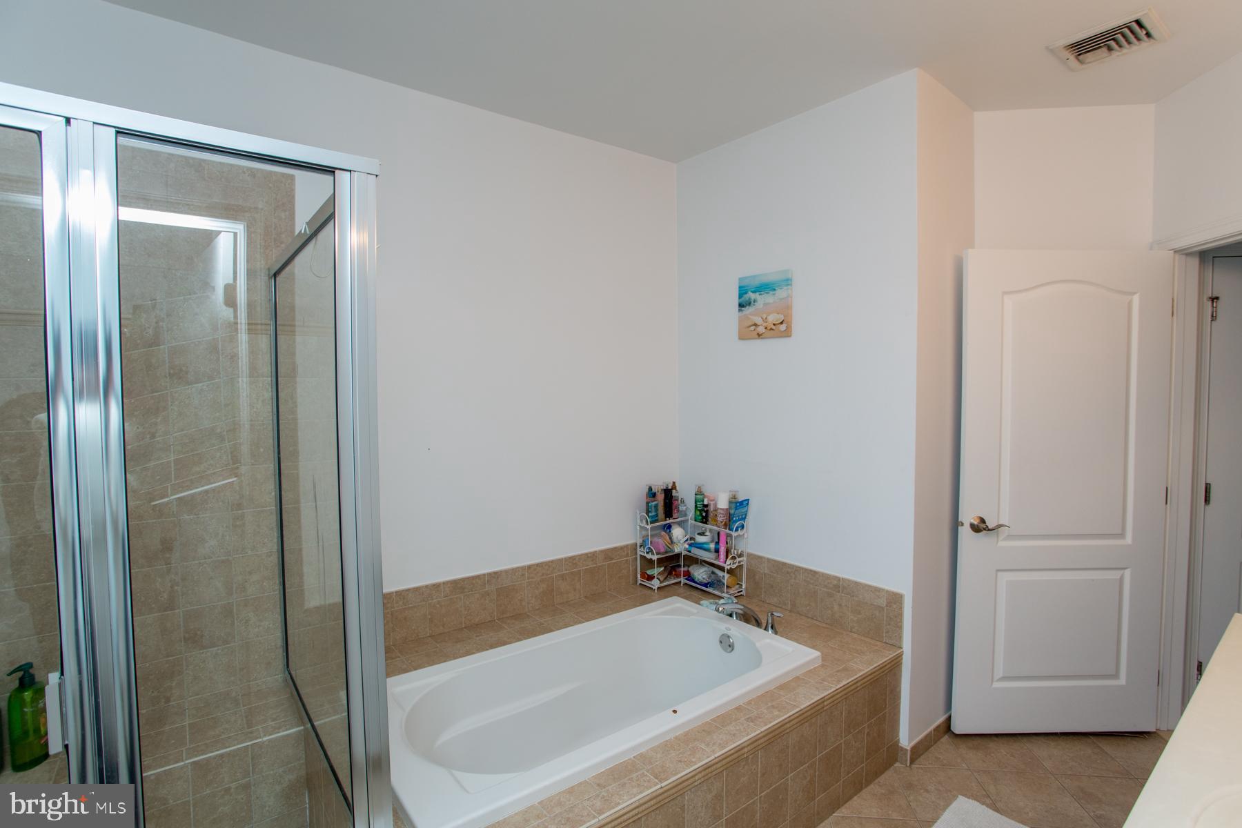 HUNTINGDON PLACE - Residential Lease