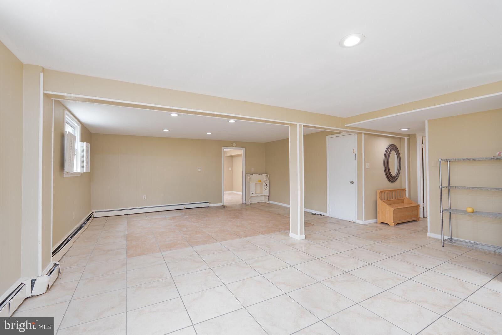 12512 CIRCLE DRIVE