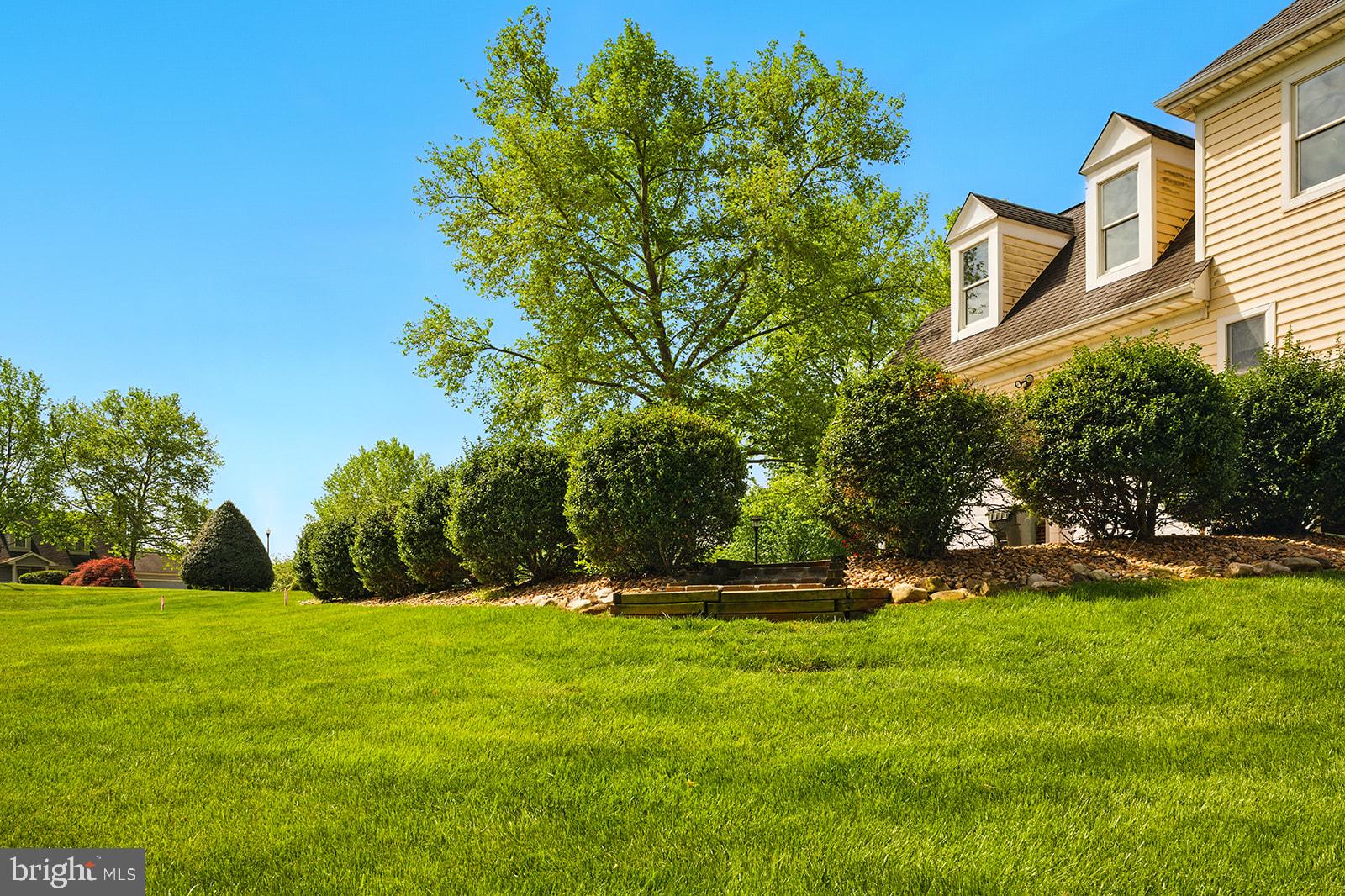 1812 FAIRWAY COURT
