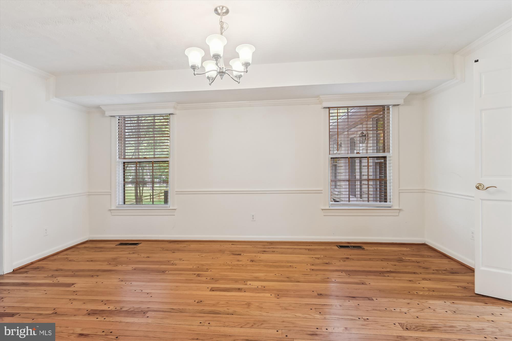 POTOMAC COMMONS - Residential