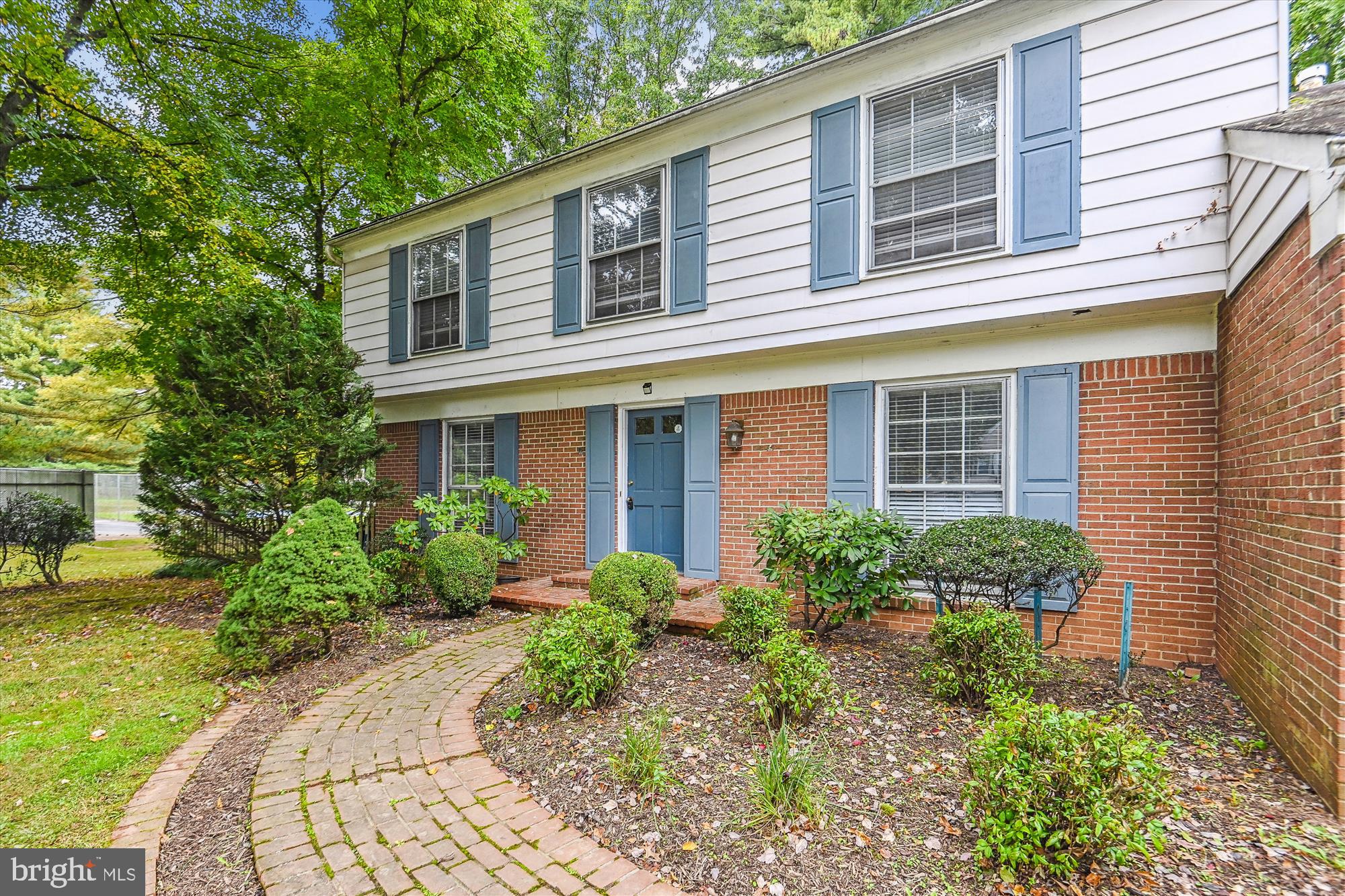 POTOMAC COMMONS - Residential