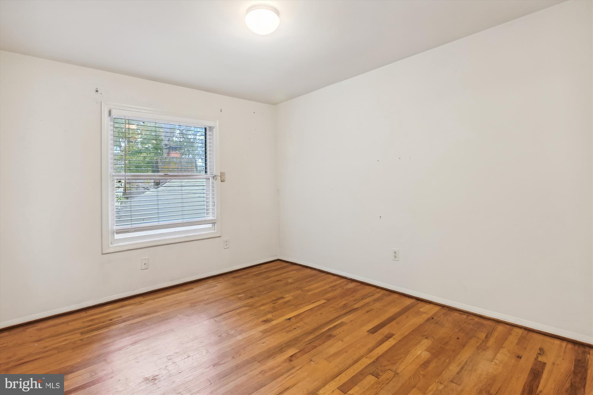 POTOMAC COMMONS - Residential