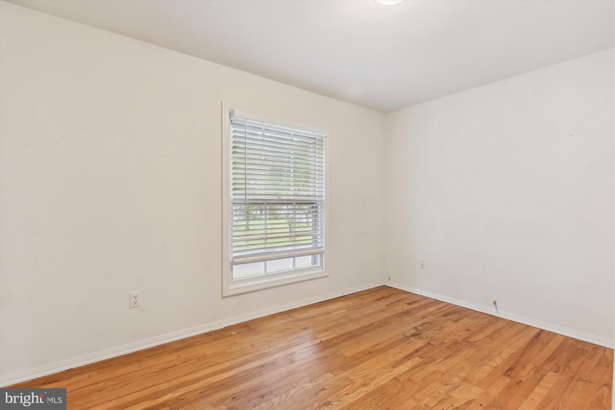 POTOMAC COMMONS - Residential