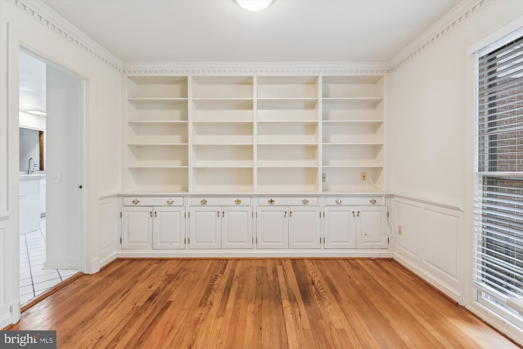 POTOMAC COMMONS - Residential