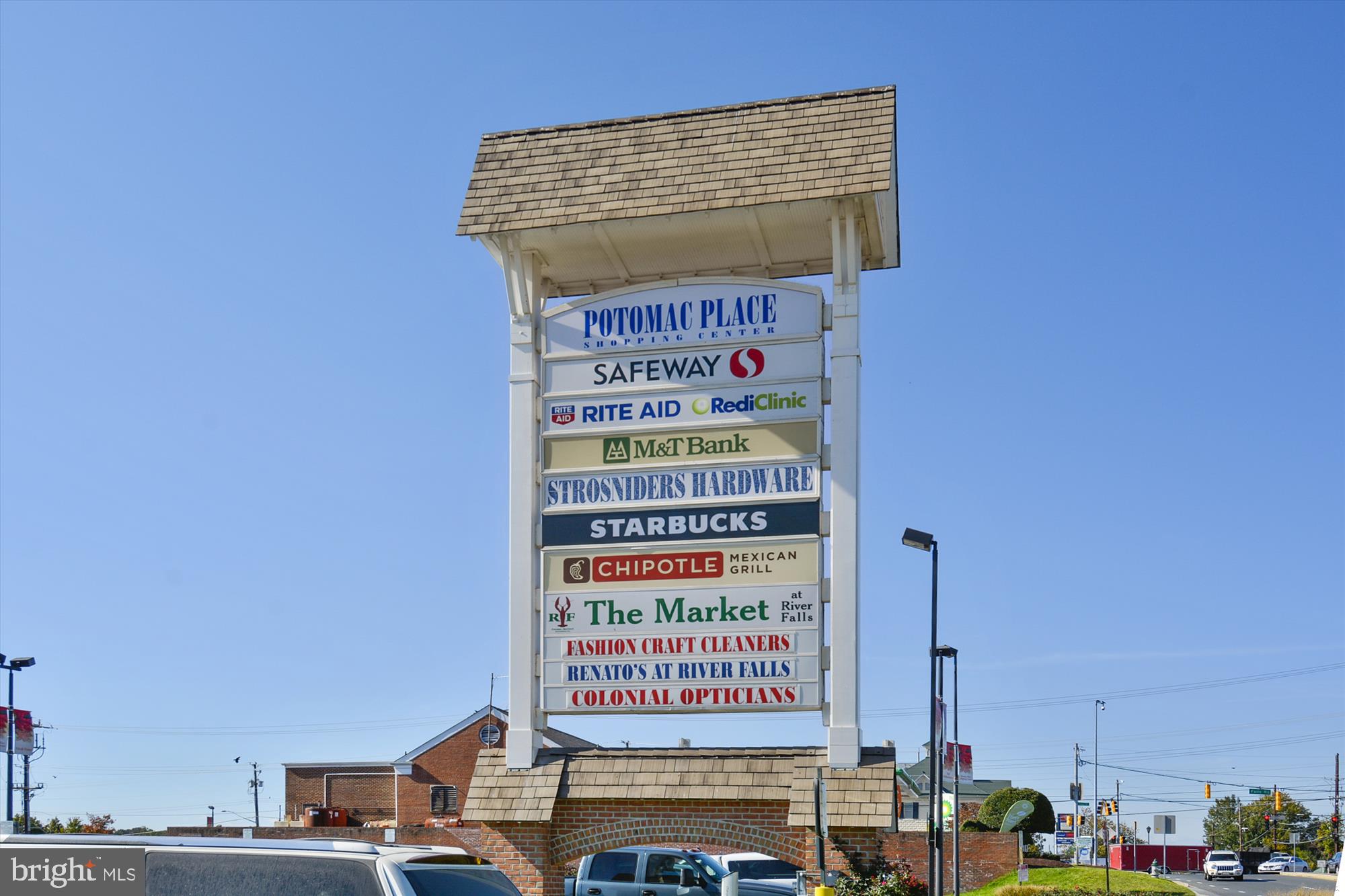 POTOMAC COMMONS - Residential