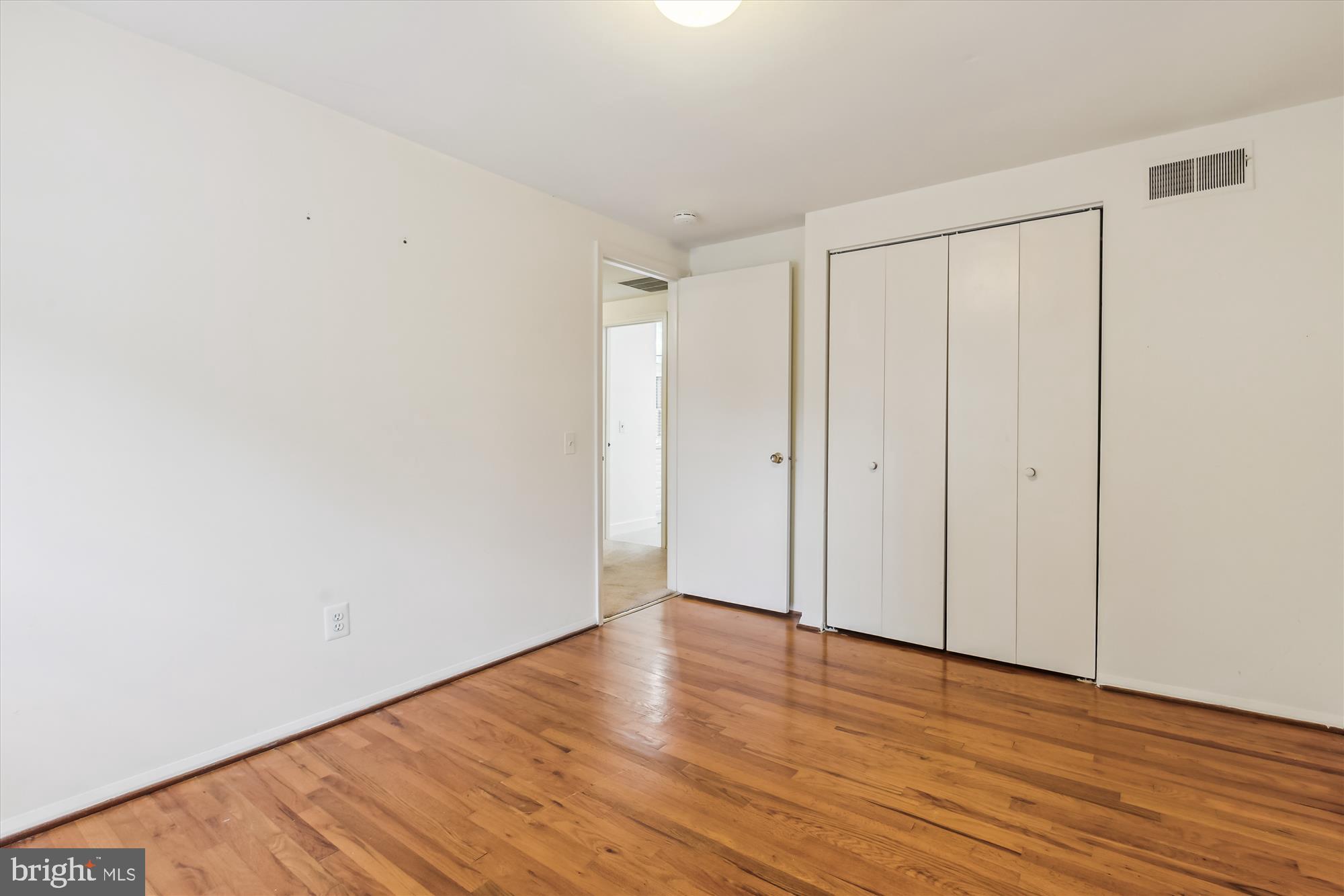 POTOMAC COMMONS - Residential