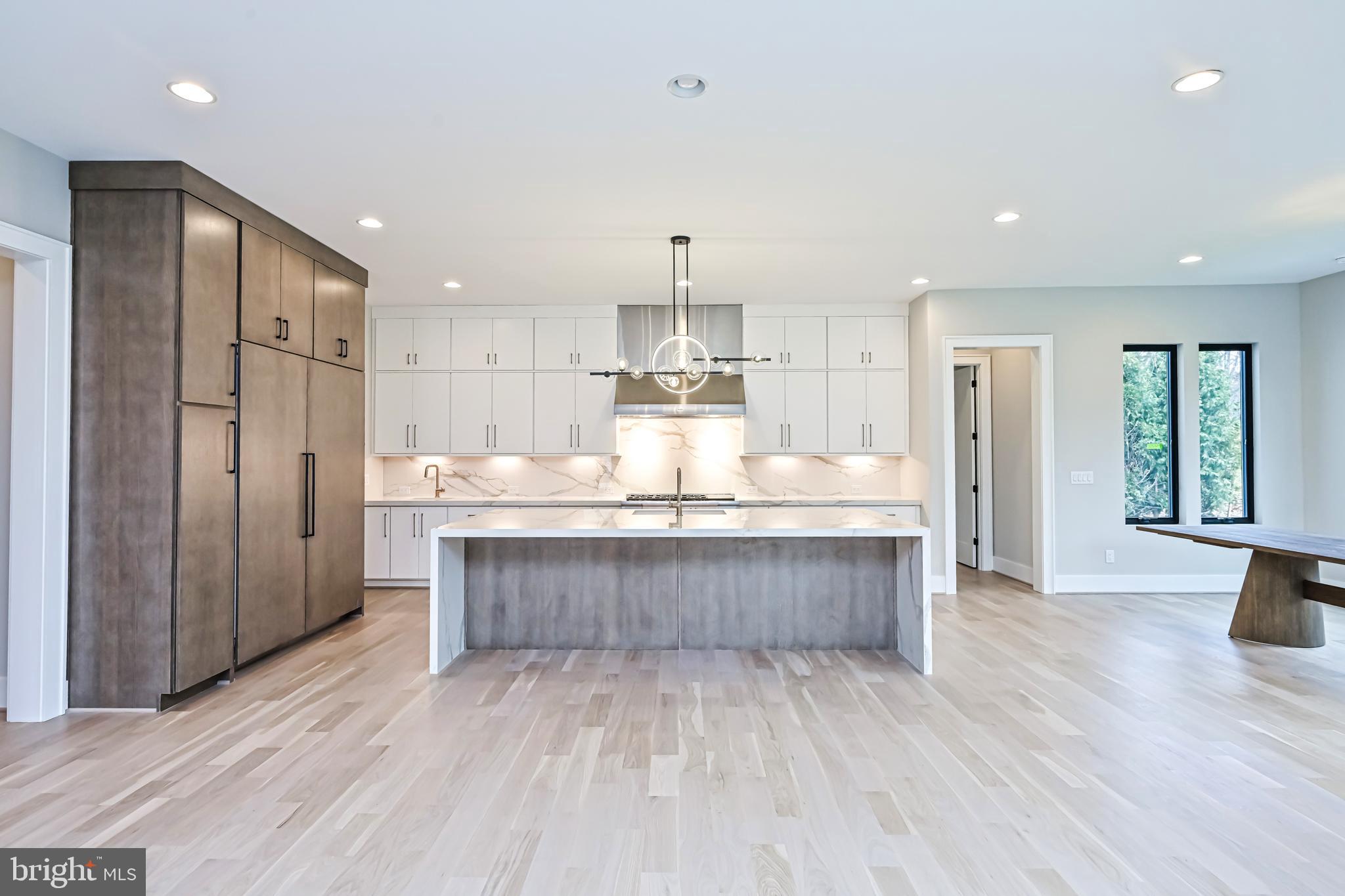 MC LEAN HAMLET - Residential