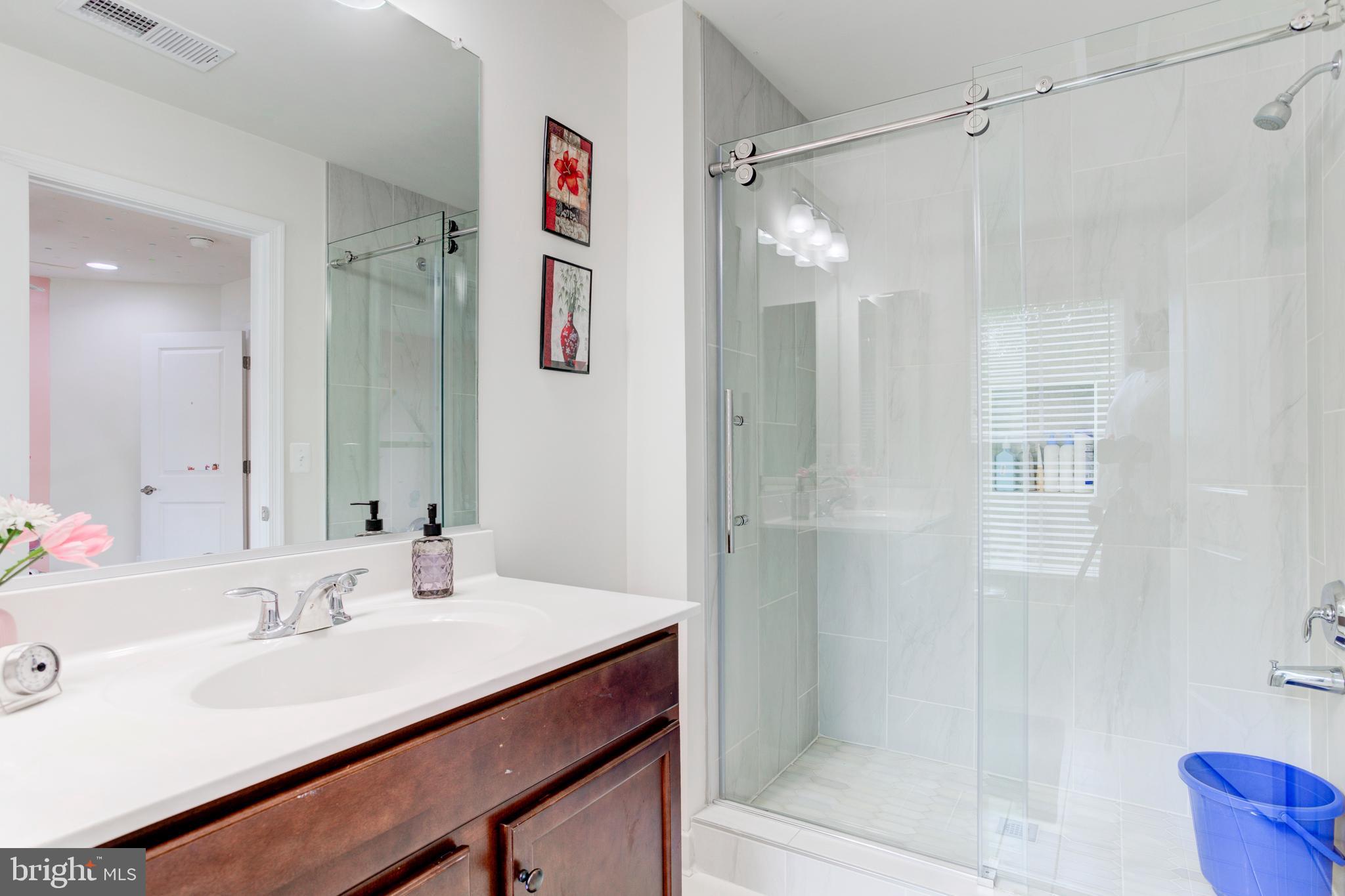 BRAMBLETON - Residential Lease