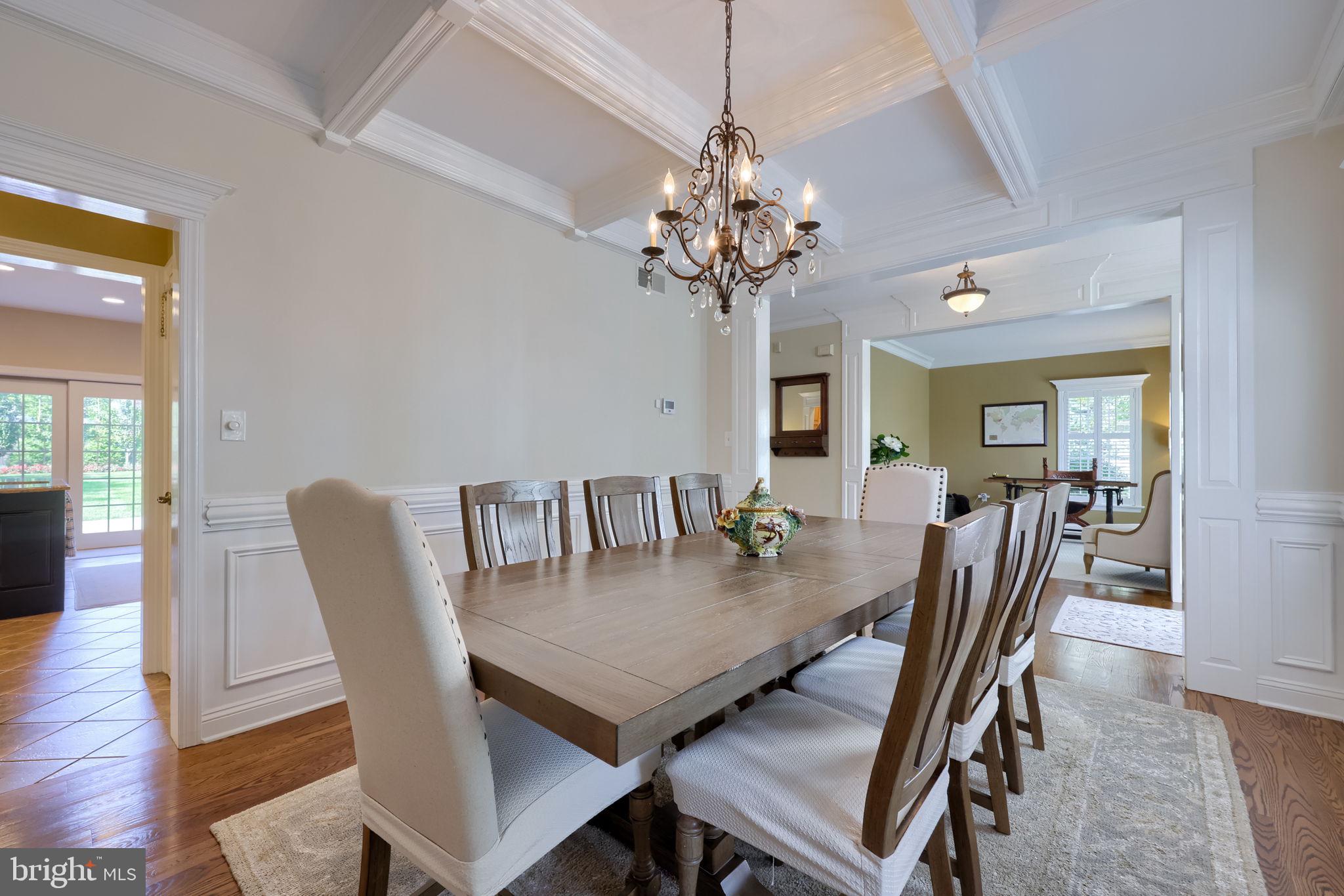 373 N FARM DRIVE
