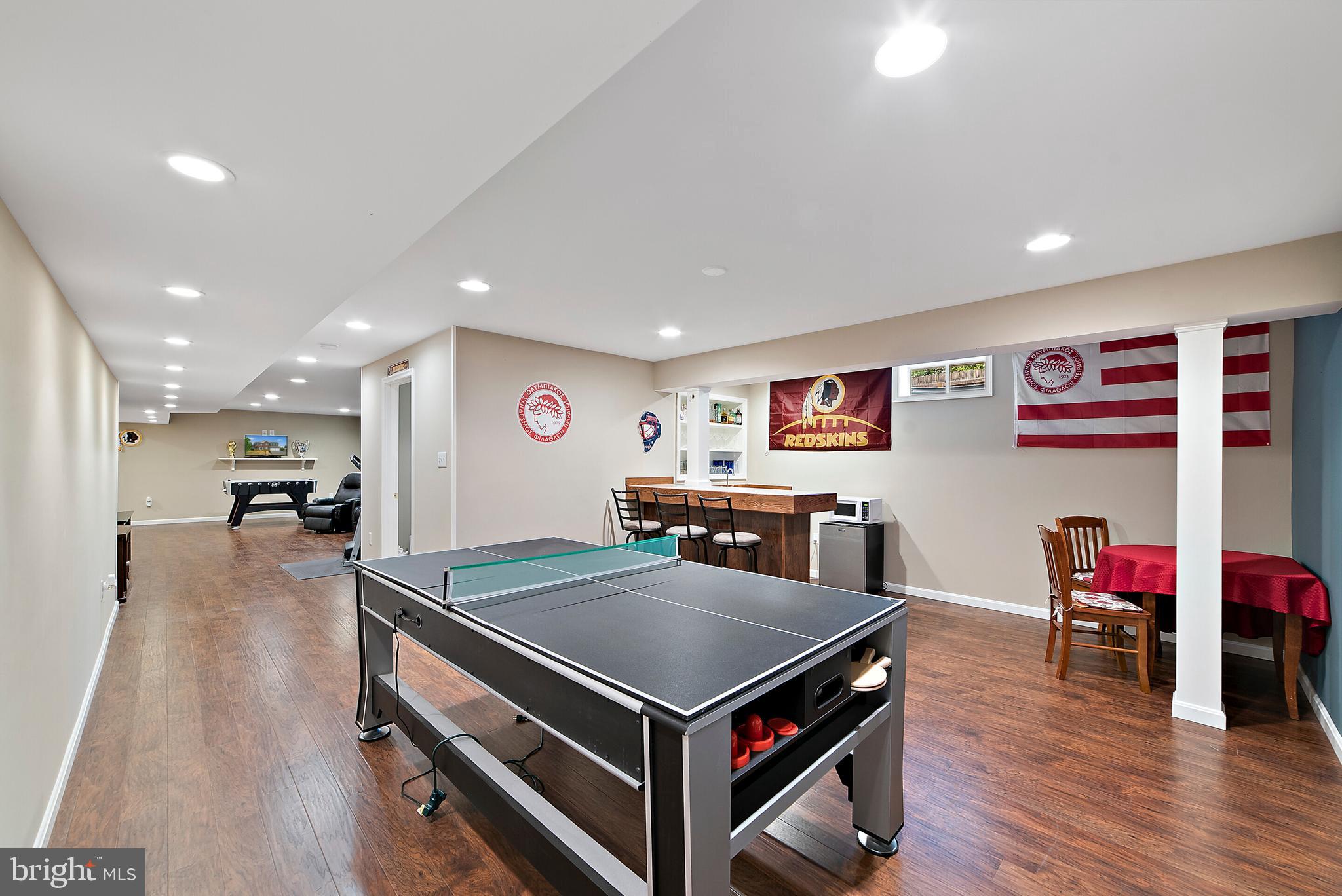 CEDAR BROOKE - Residential