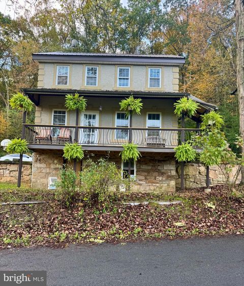 146 MEXICO ROAD PINE GROVE PA 17963