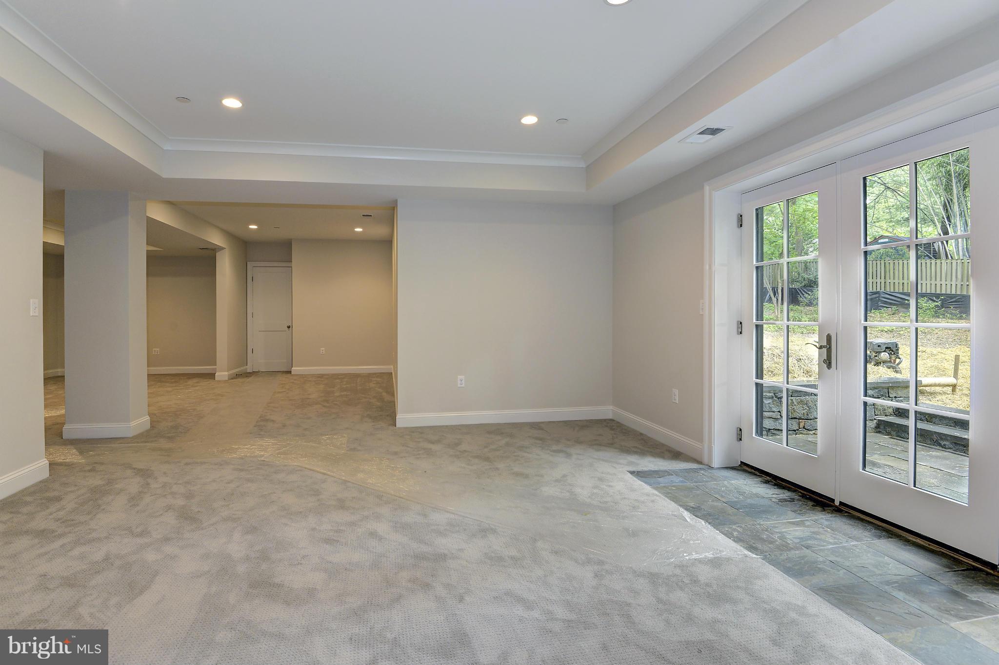 SOMERSET HEIGHTS - Residential