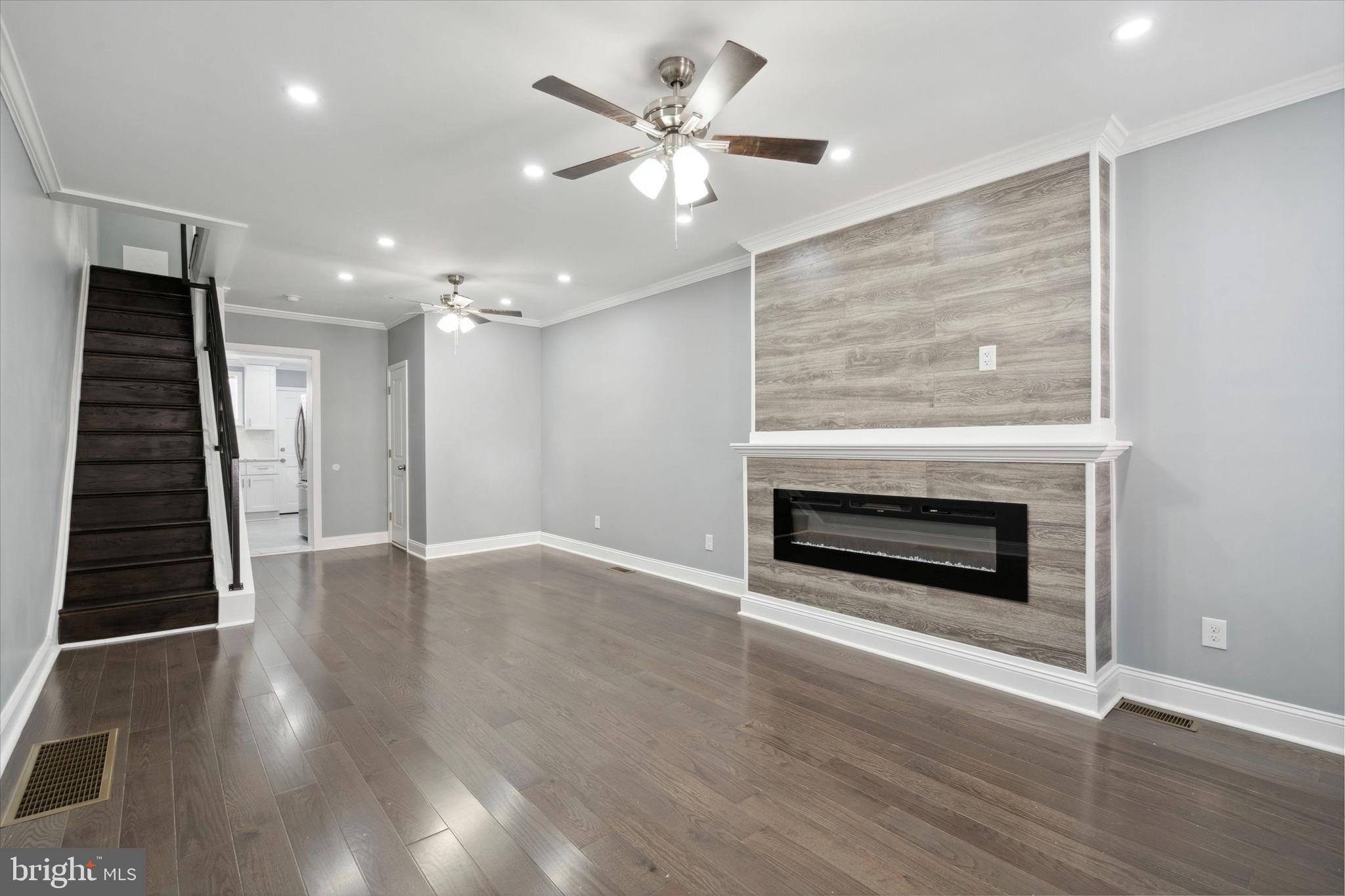 NORRIS SQUARE - Residential