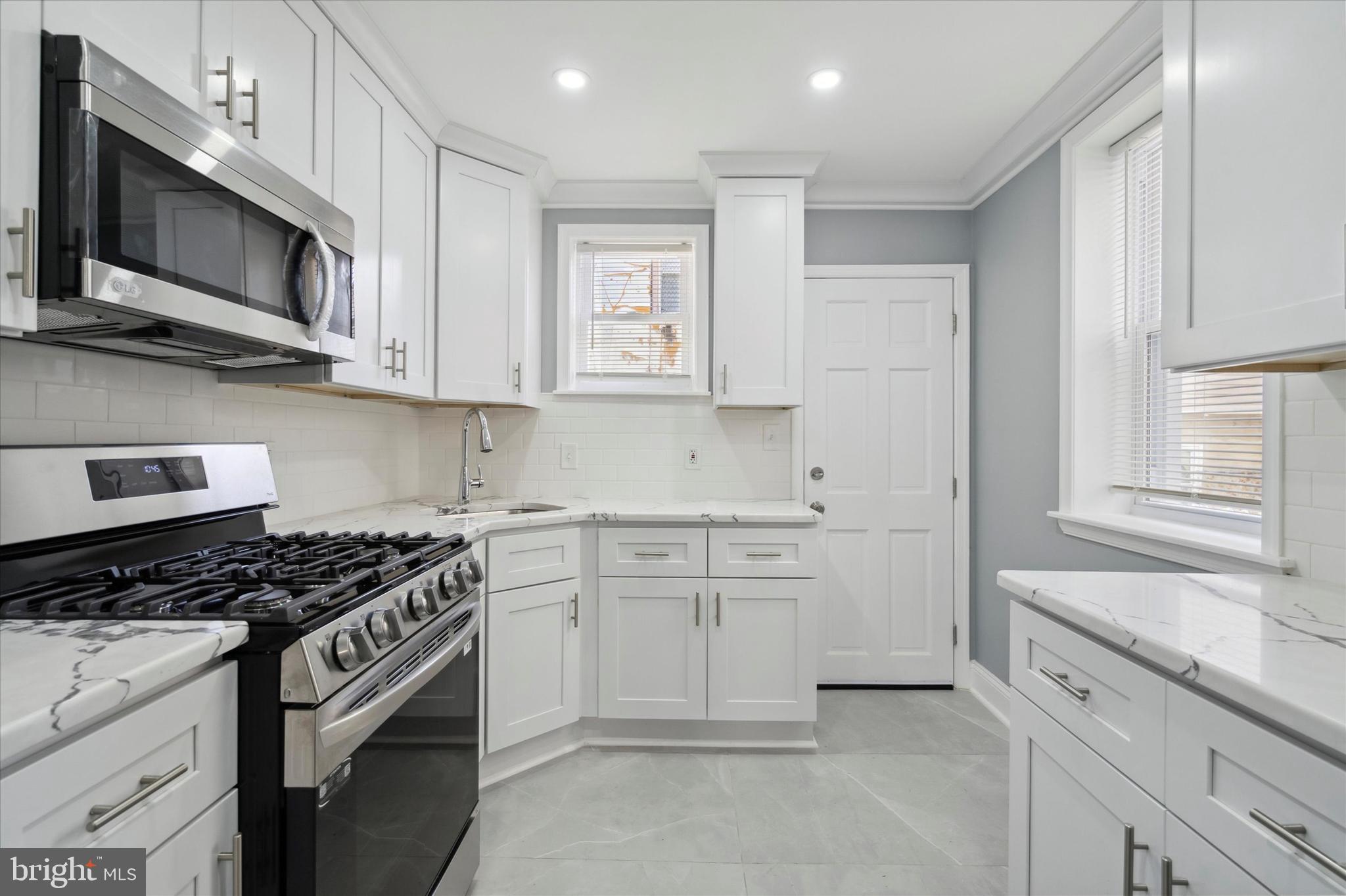 NORRIS SQUARE - Residential