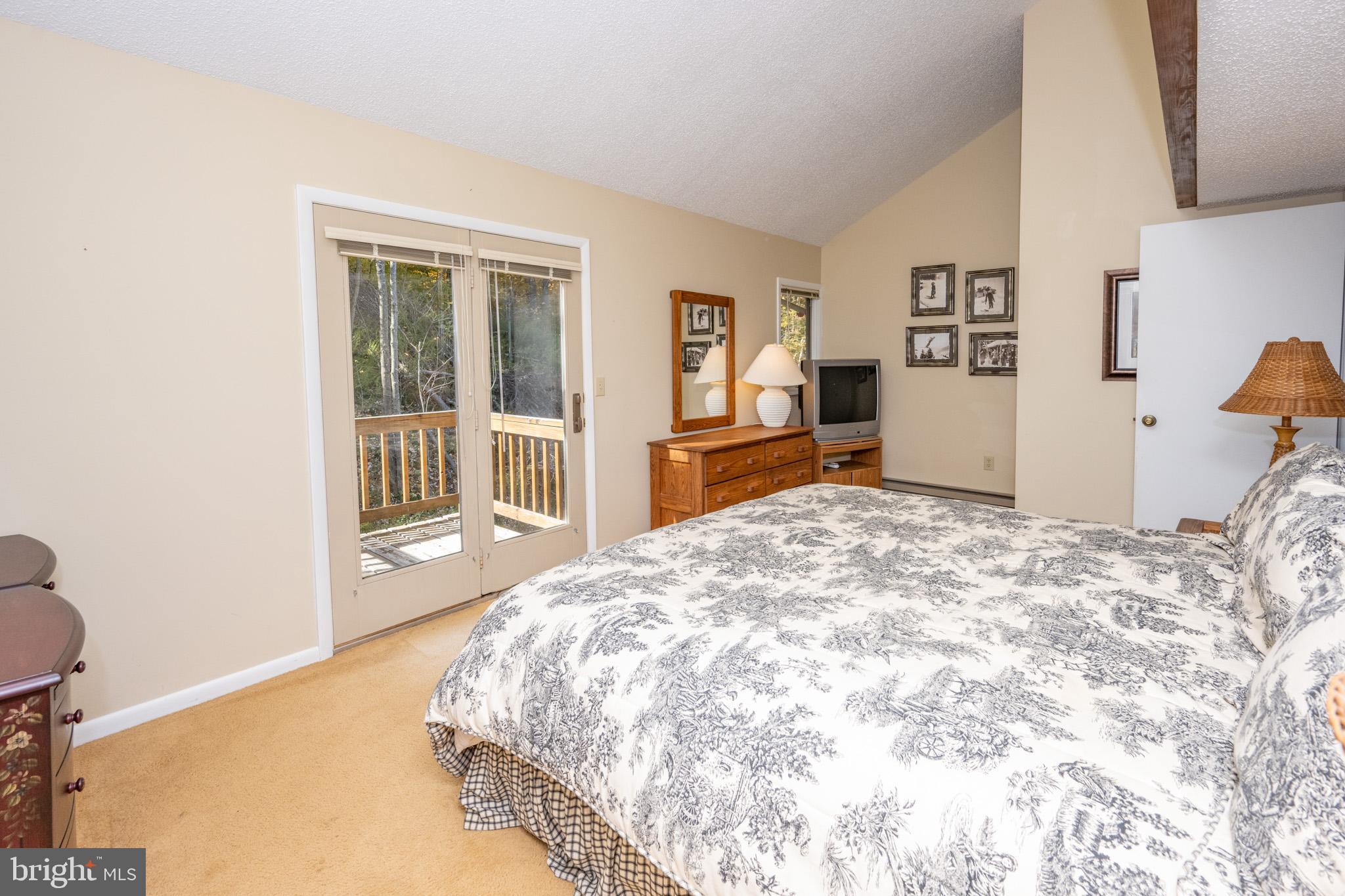 VILLAGES OF WISP - Residential