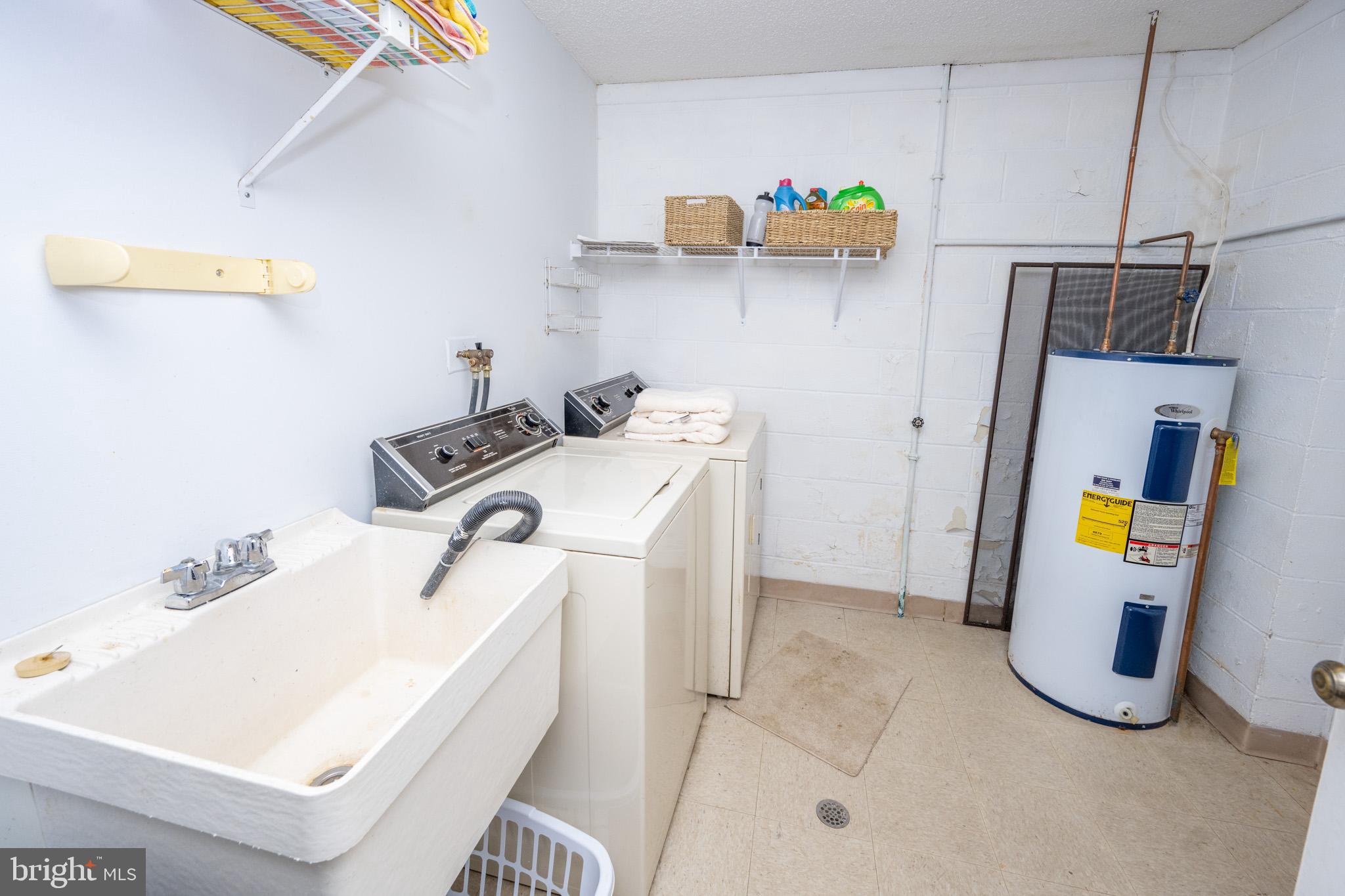 VILLAGES OF WISP - Residential