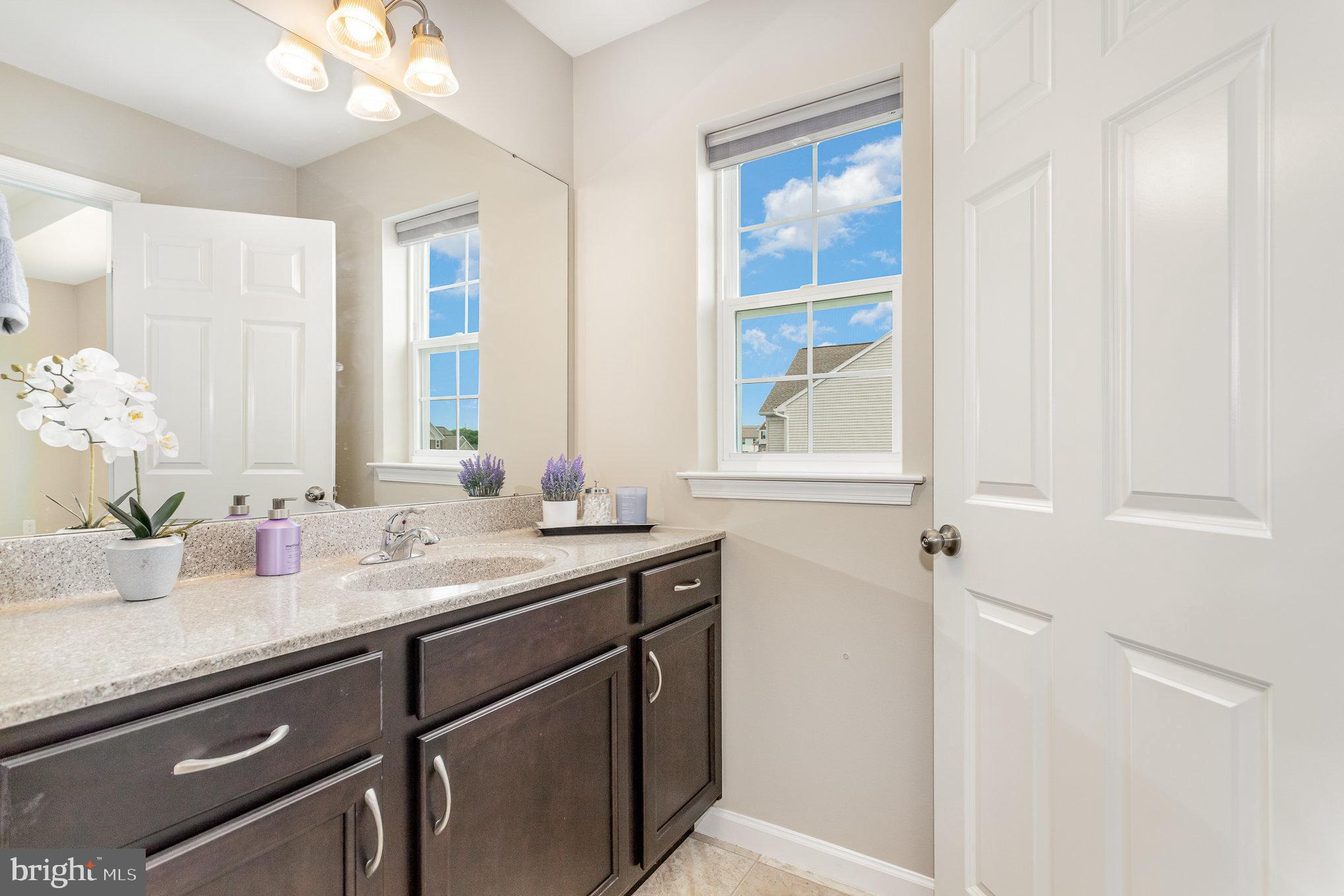 HANBURY COURT AT WINDING HILLS - Residential