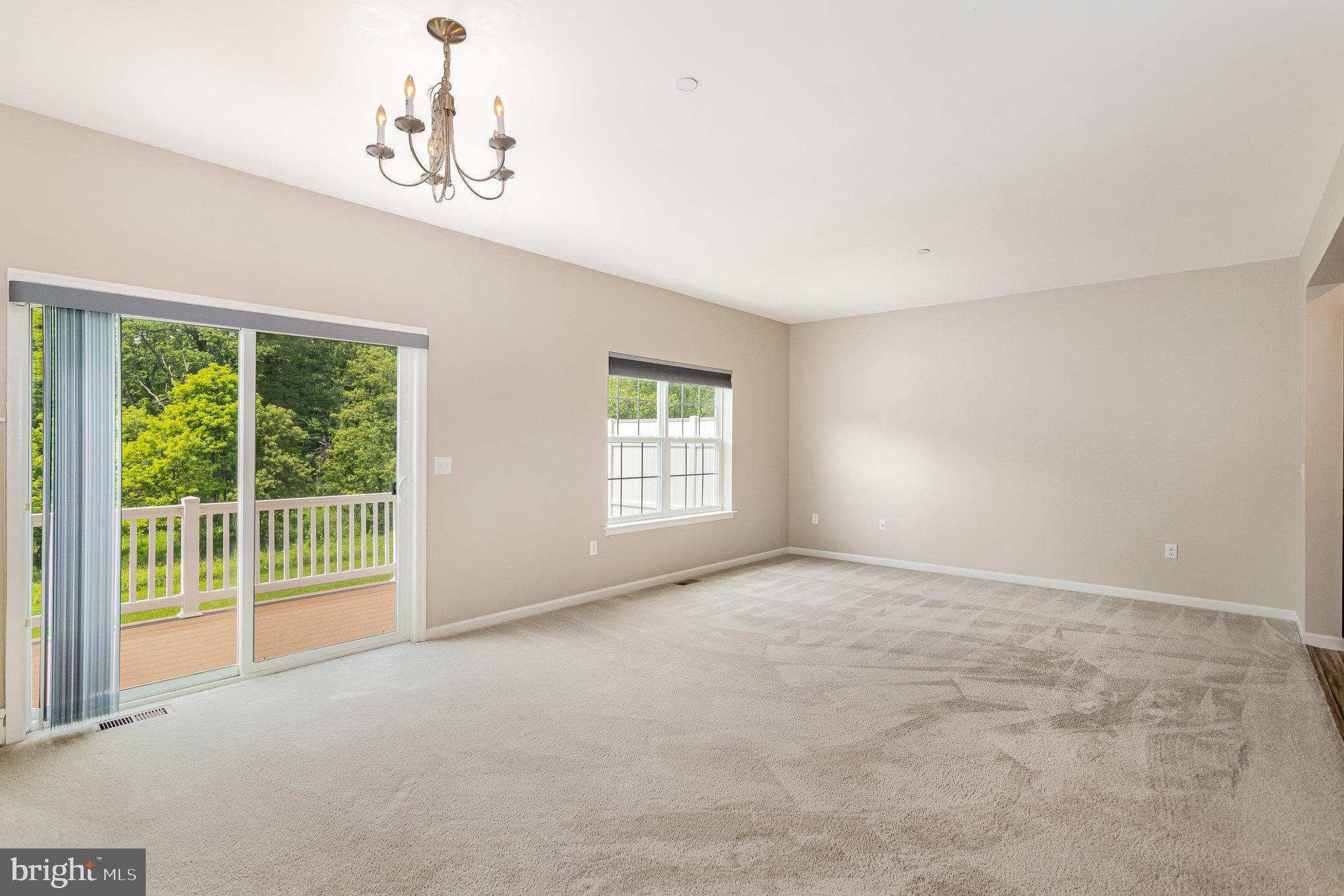 HANBURY COURT AT WINDING HILLS - Residential