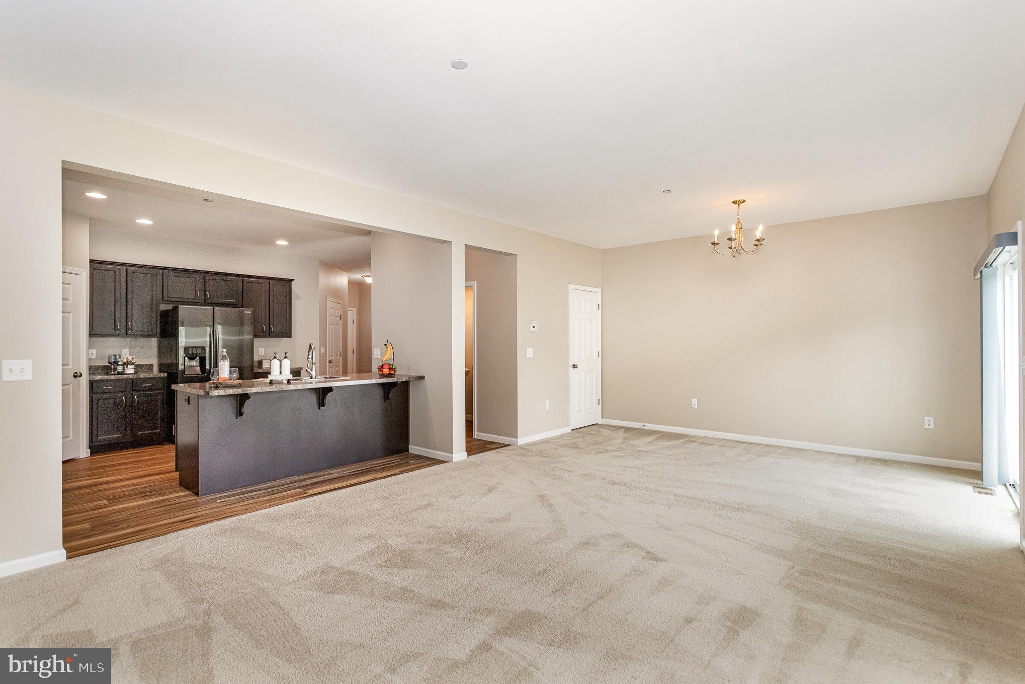 HANBURY COURT AT WINDING HILLS - Residential