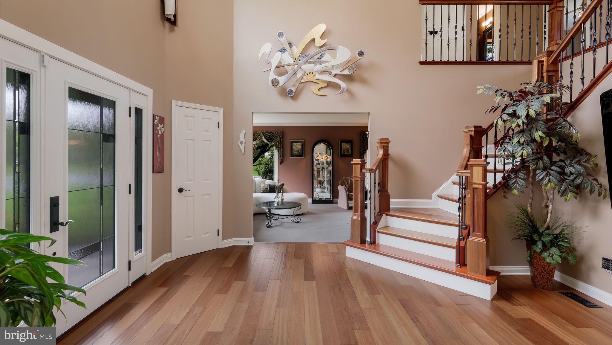 FOX HUNT ESTS - Residential