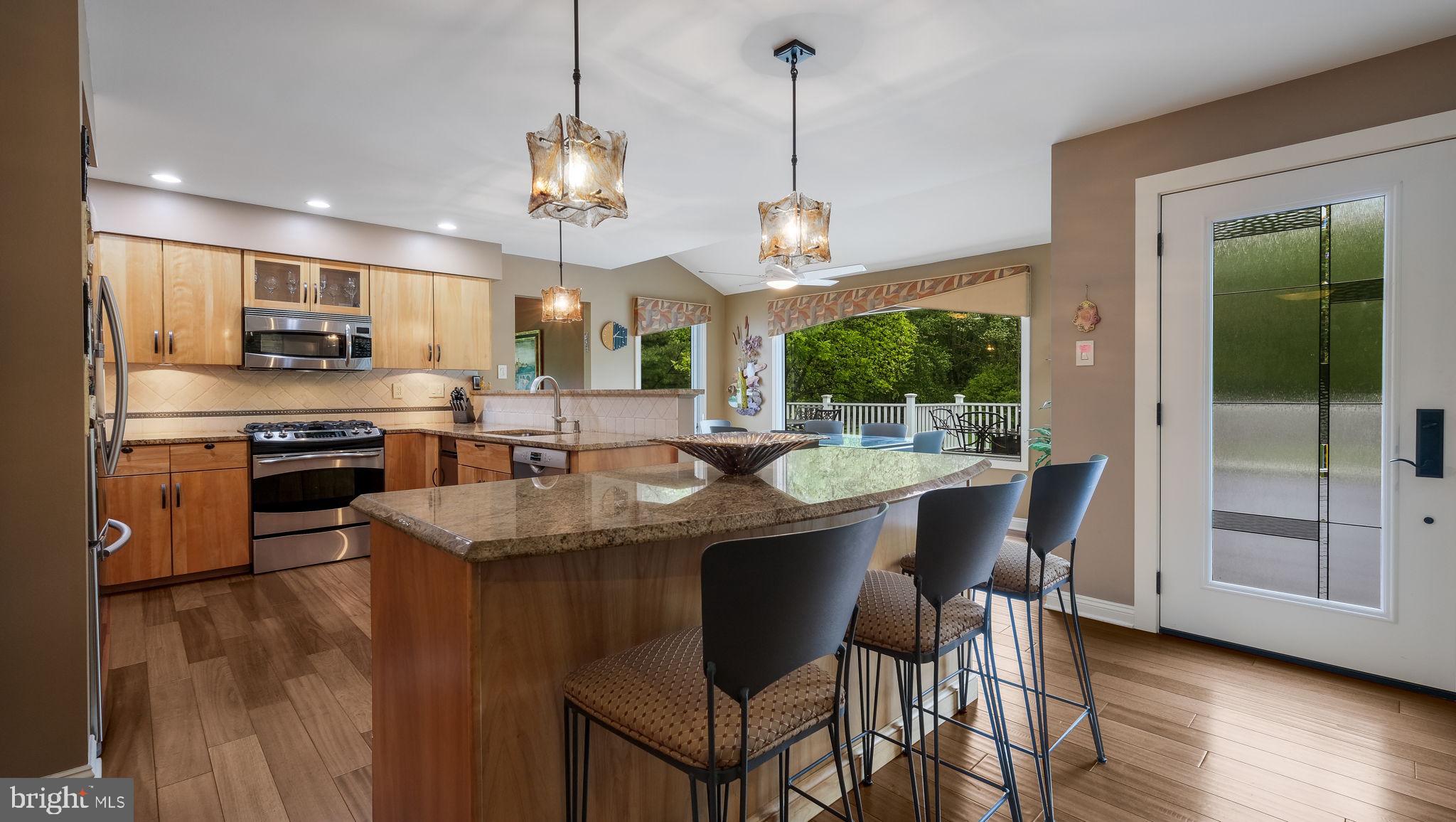 FOX HUNT ESTS - Residential