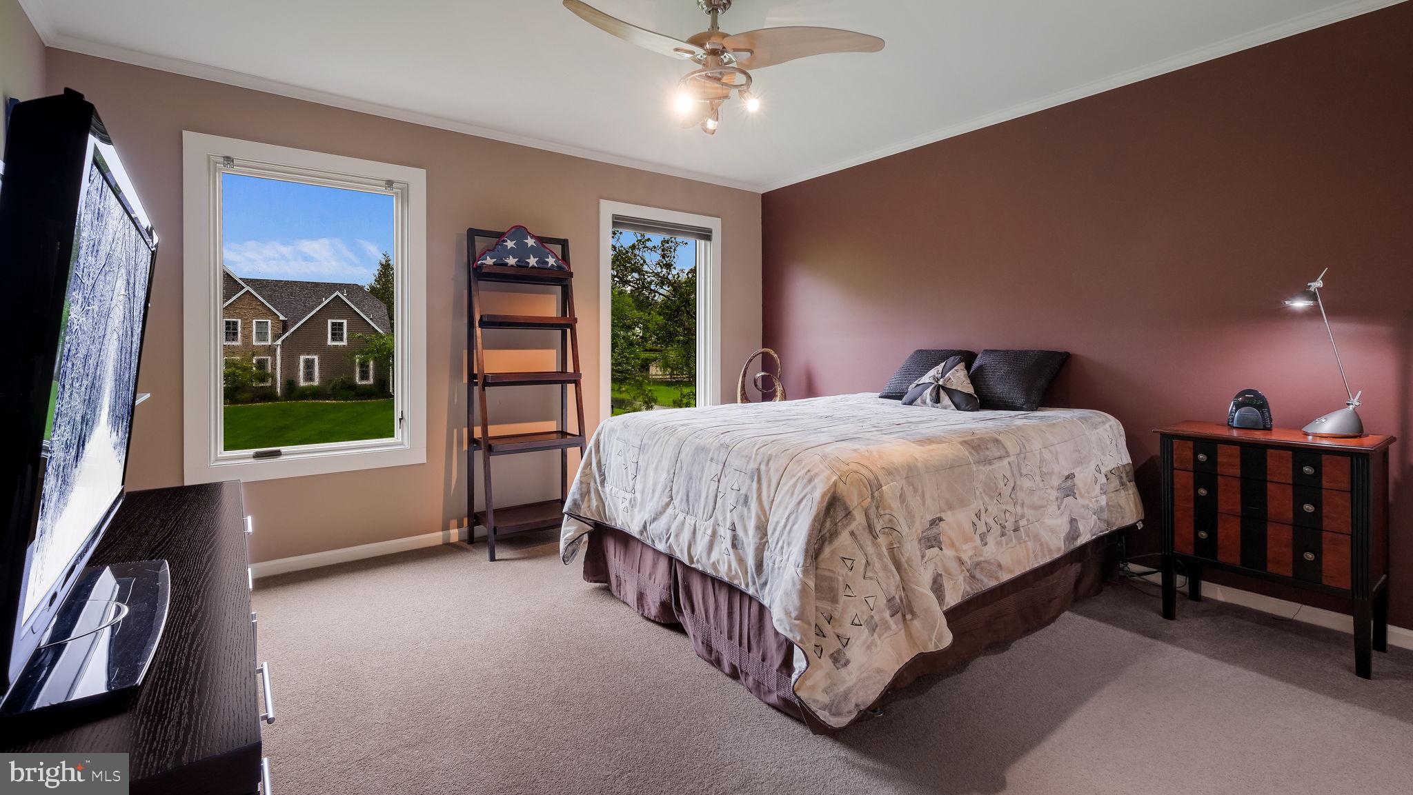 FOX HUNT ESTS - Residential