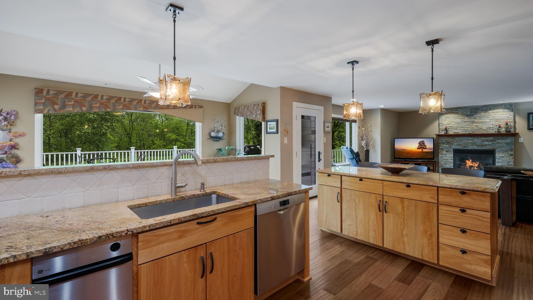 FOX HUNT ESTS - Residential